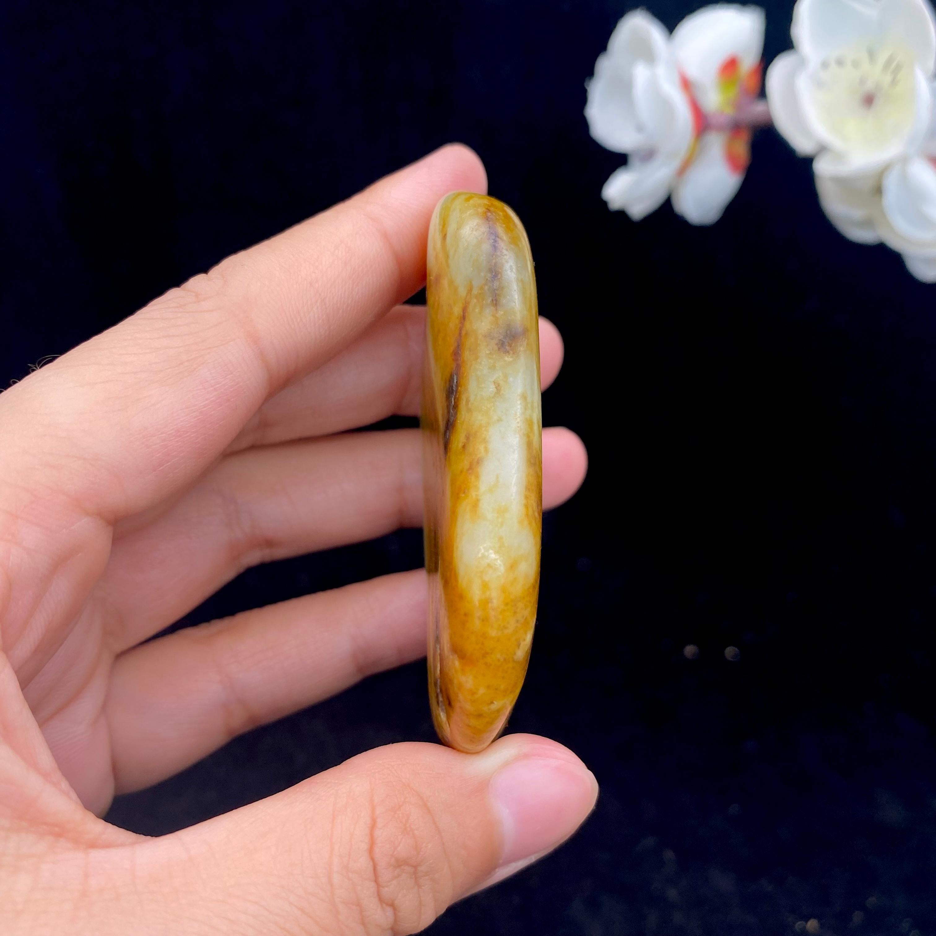 和田玉黄沁皮籽料原石（59.7g）