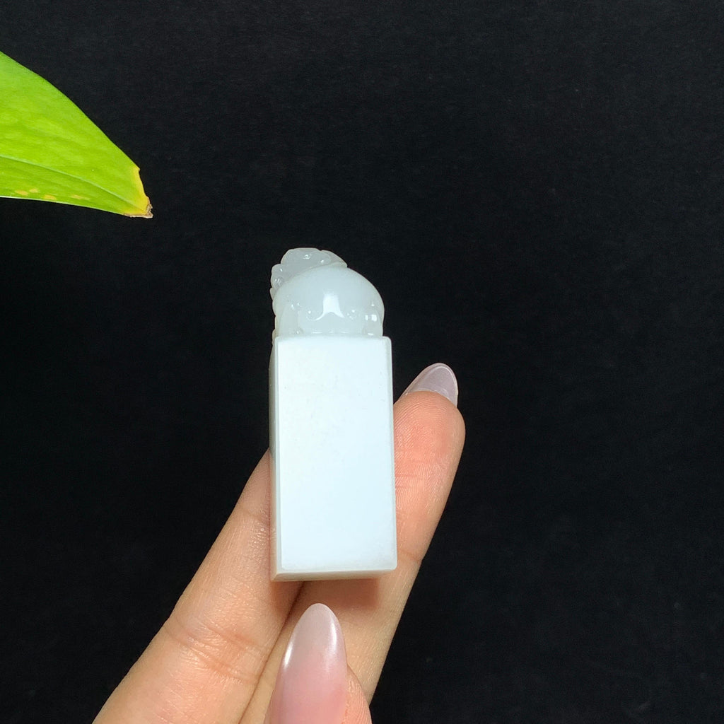和田山料羊脂白玉貔貅印章（39.4g）
