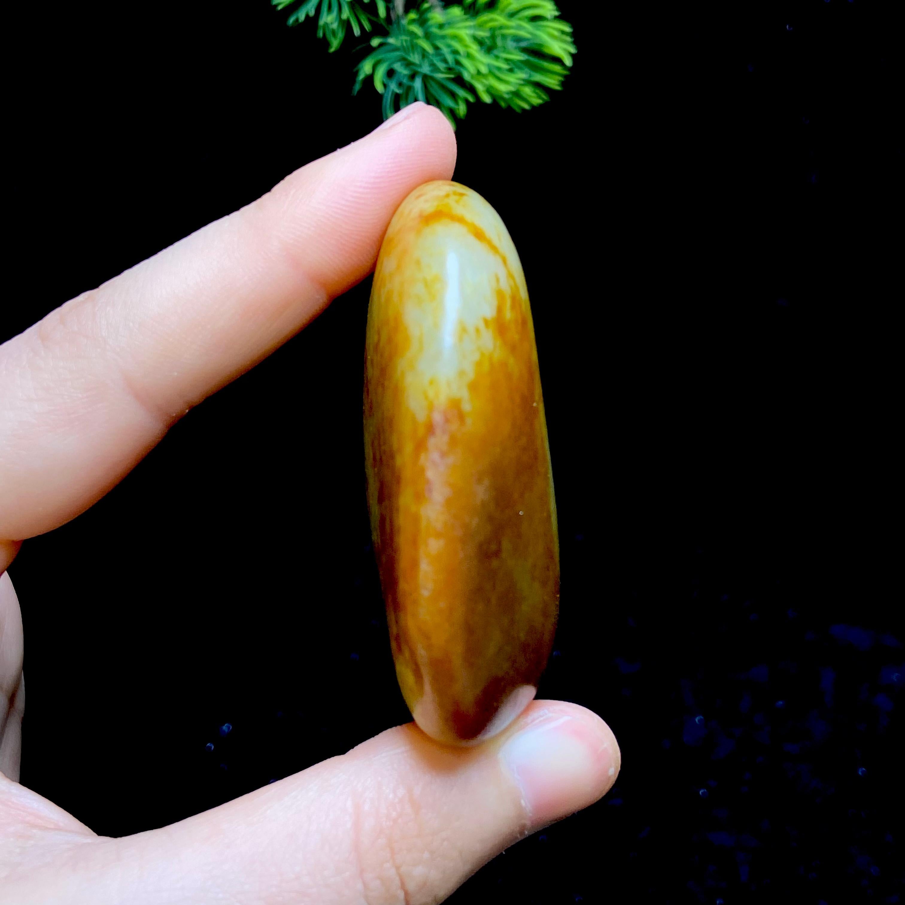和田玉红沁皮籽料（85g）