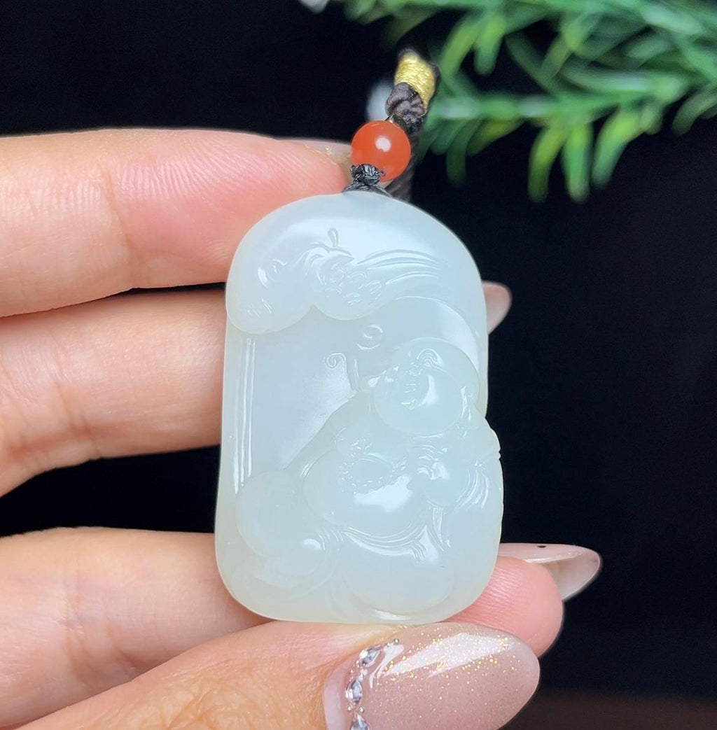 新疆和田玉籽料羊脂白玉佛公（24.3g）