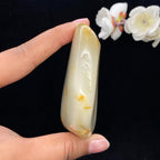 和田玉黄皮籽料手把件（198.9g）