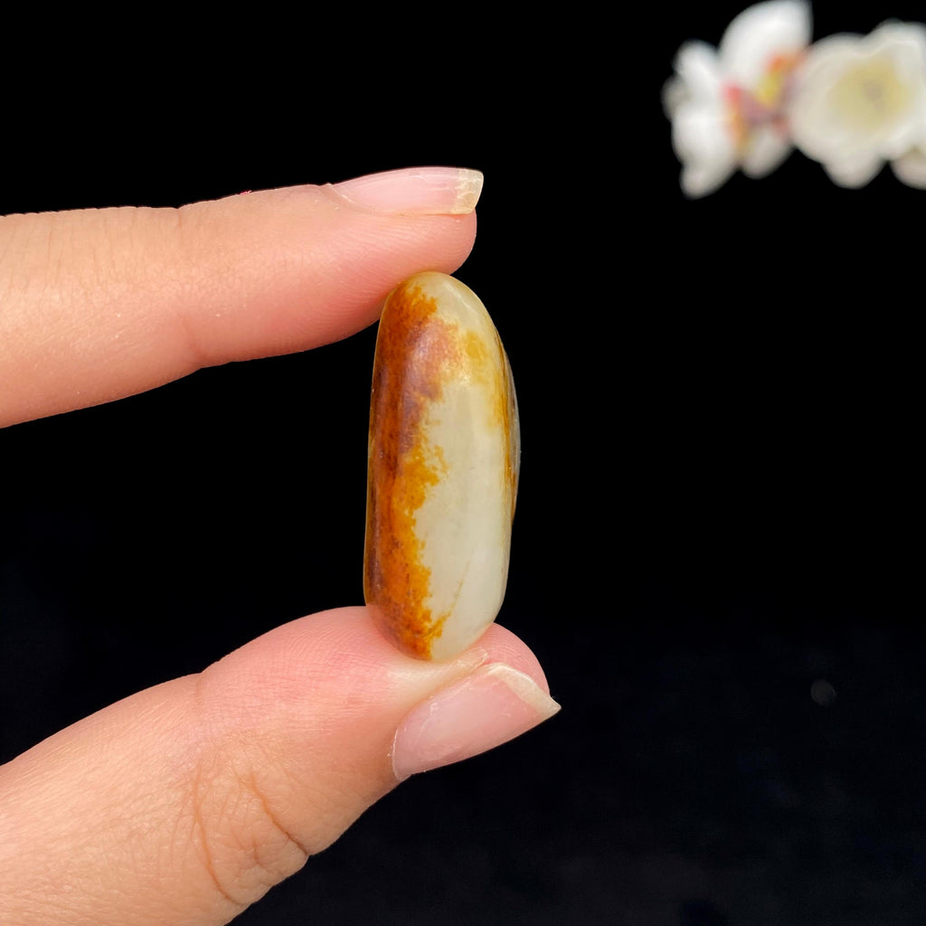 【超值推荐】 和田玉聚黄皮籽料吊坠籽（14.1g）