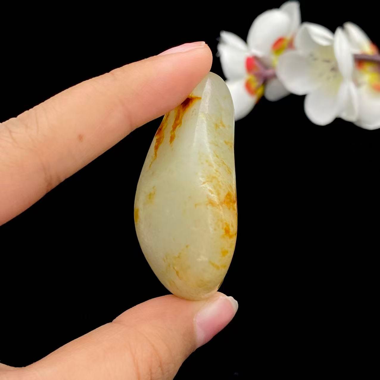 和田玉洒金皮籽料挂件（49.3g）