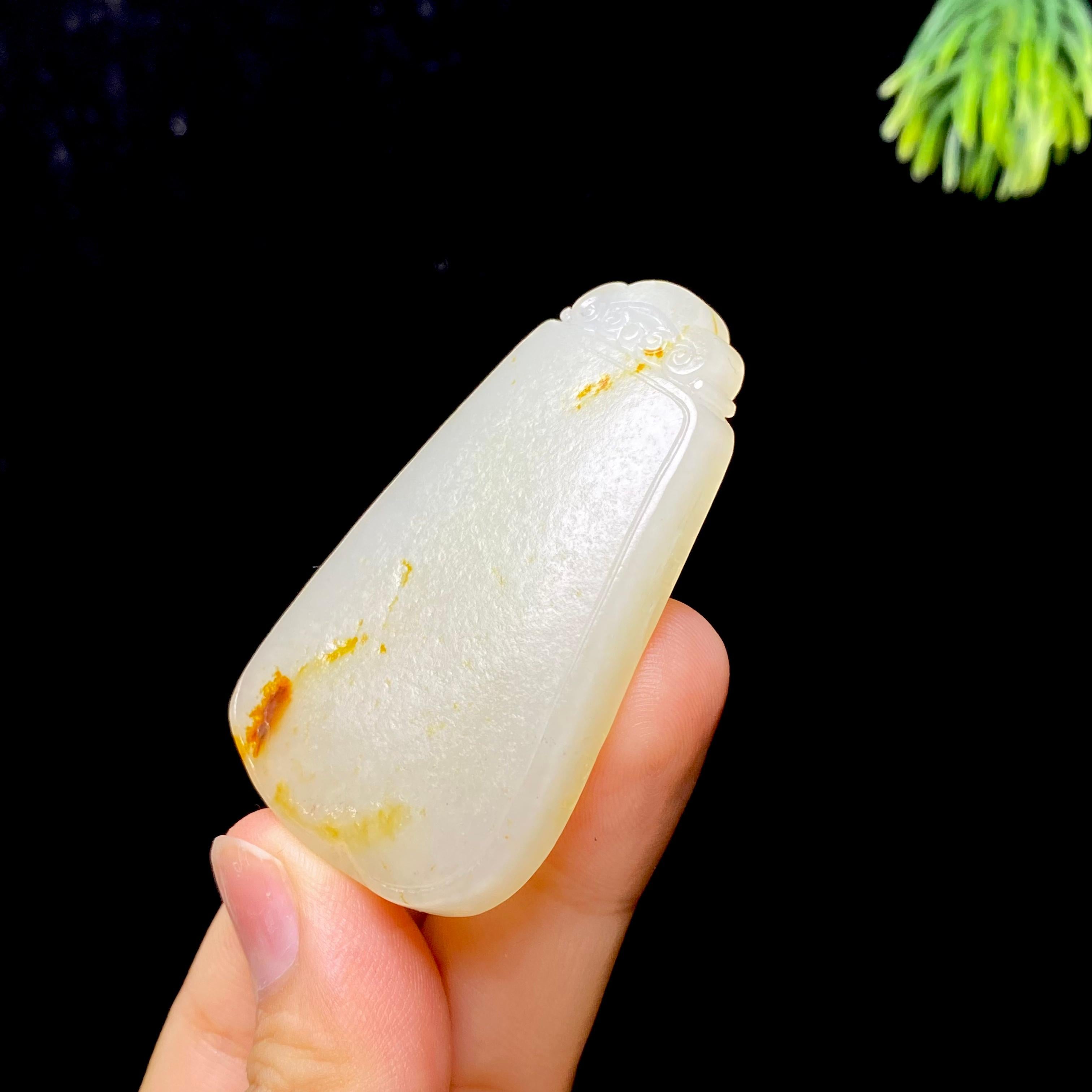和田玉籽料无事牌（34.8g）