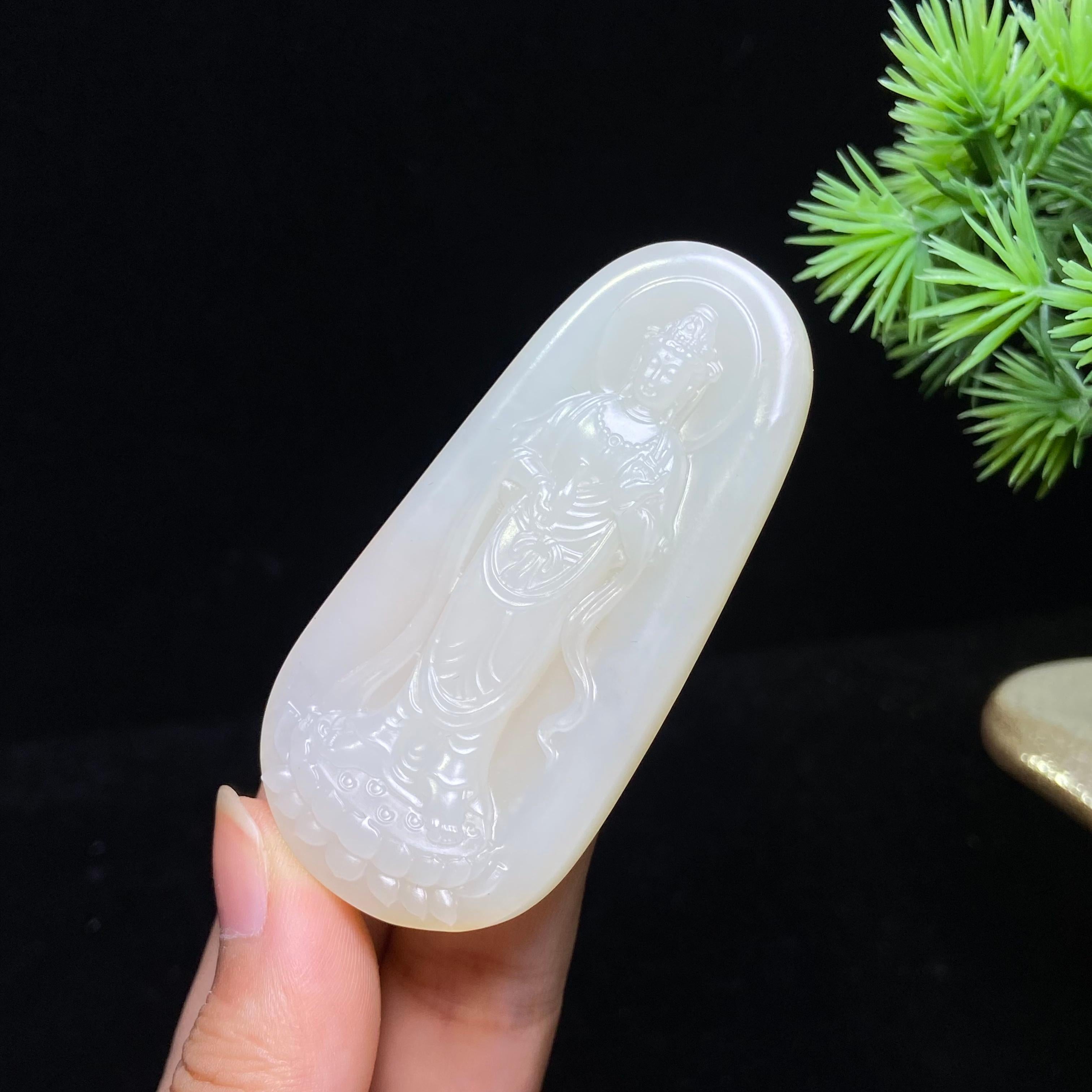 和田玉籽料观音（30.0g）