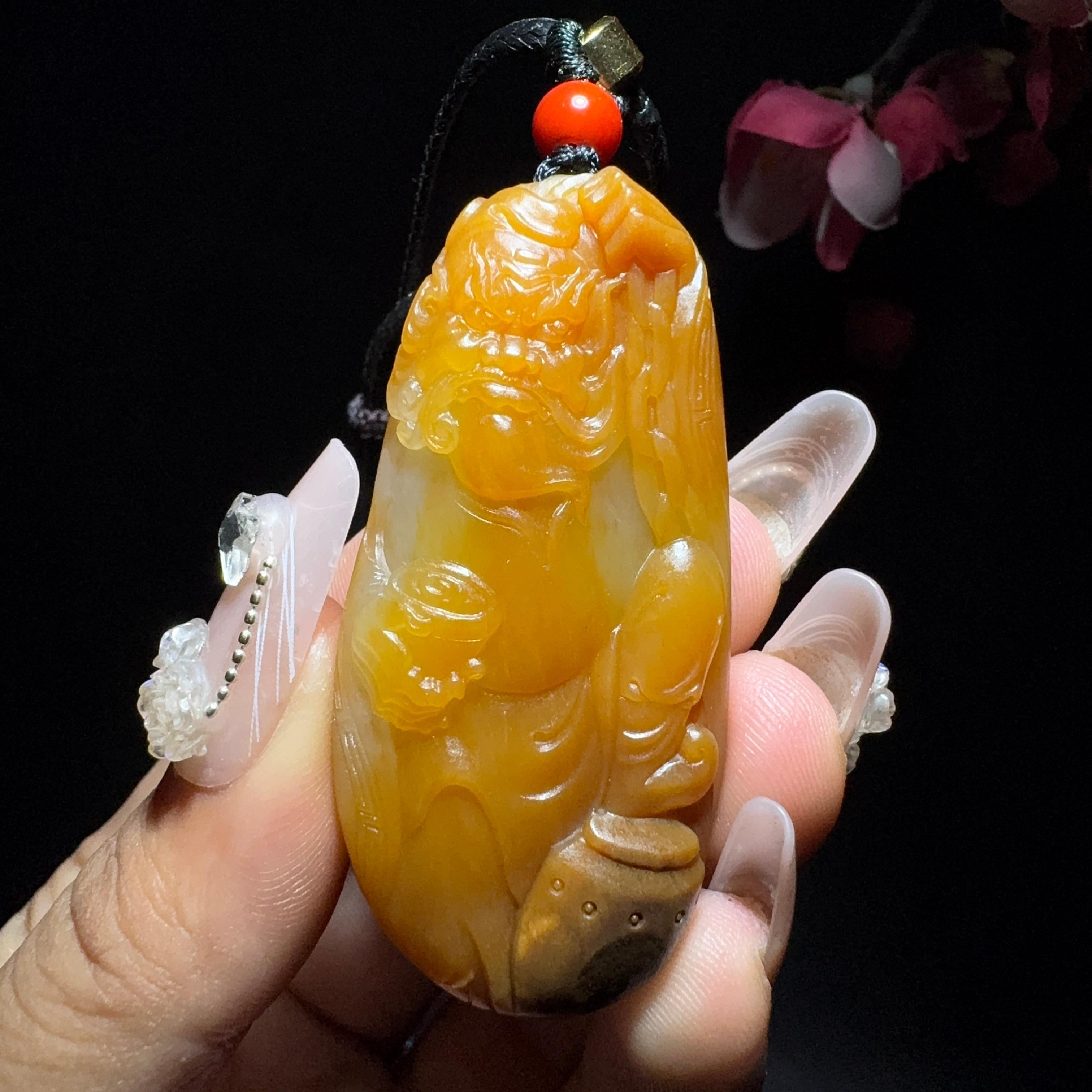 和田玉籽料挂件钟馗（38.2g）