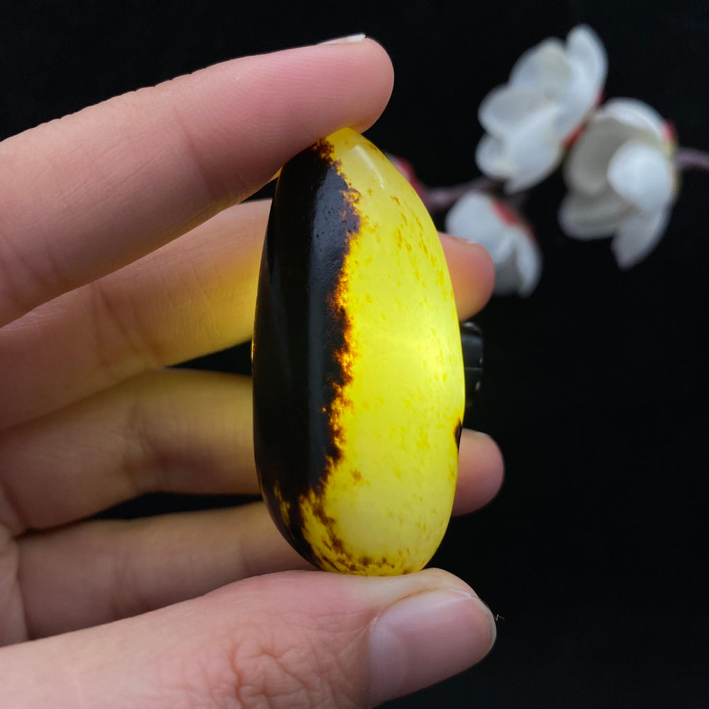 和田玉聚黑皮籽料挂件（25.1g）