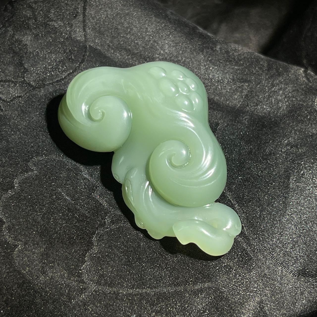 和田玉碧玉粉青如意（36.8g）