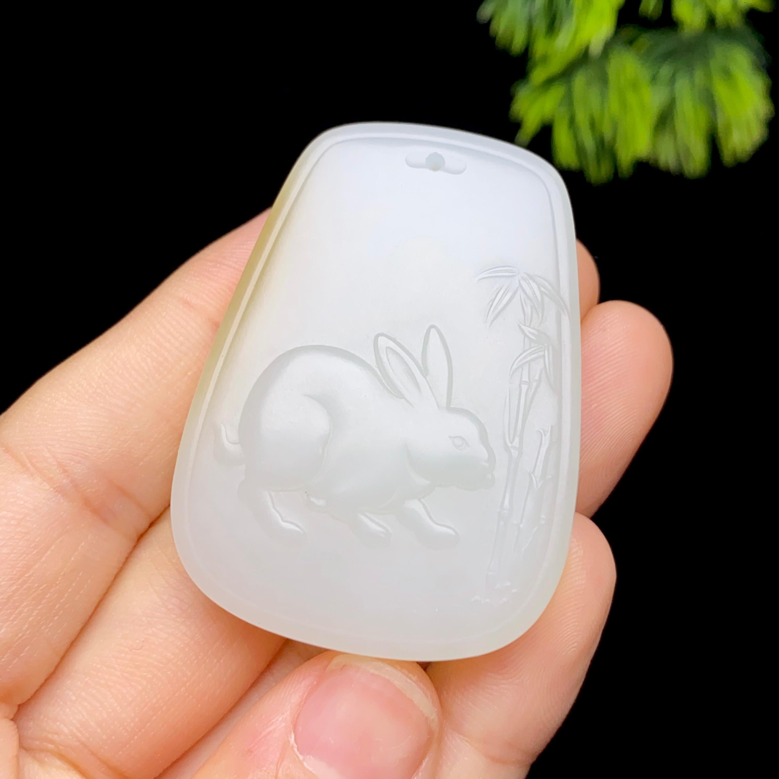 和田玉糖白兔子挂件（33.1g）