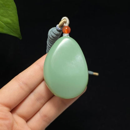 和田玉高品质碧玉粉青佛公挂件（42.9g）