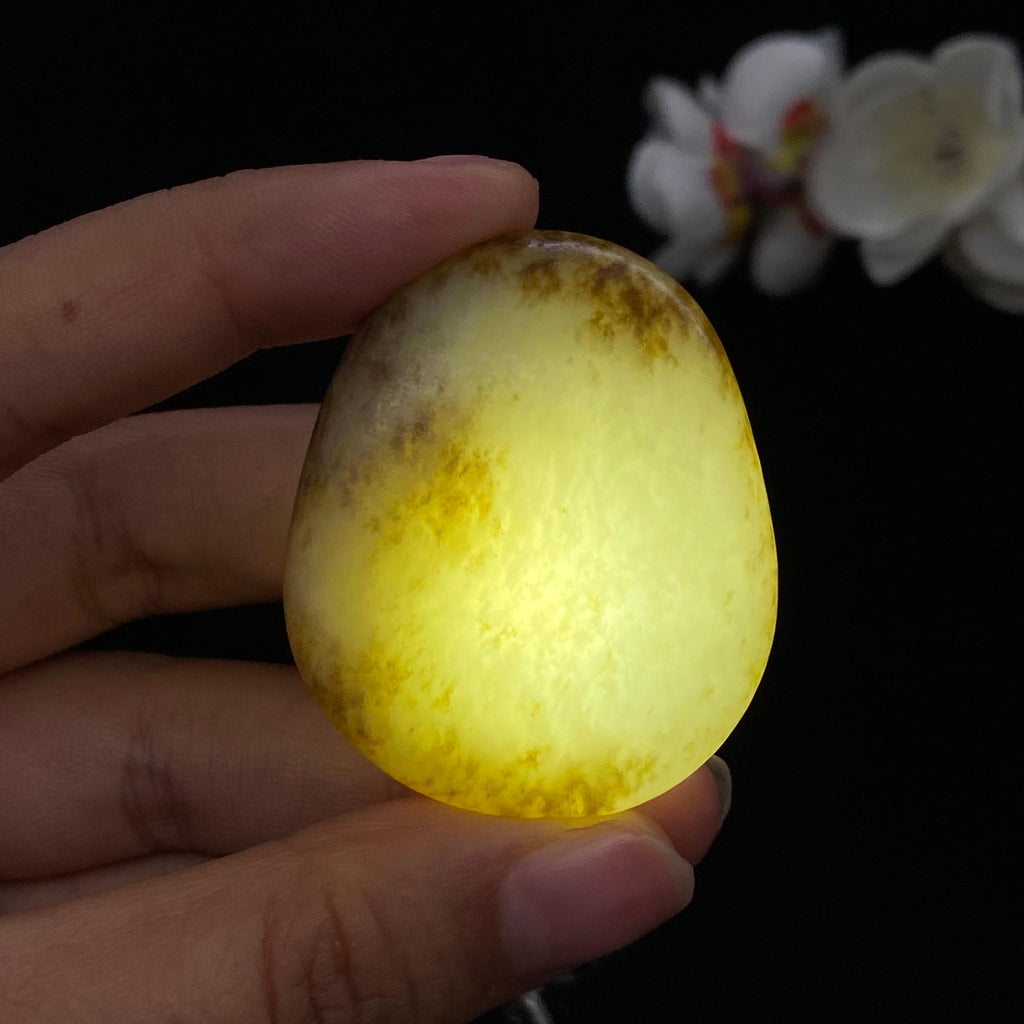 和田玉秋梨皮籽料挂件（30.5g）