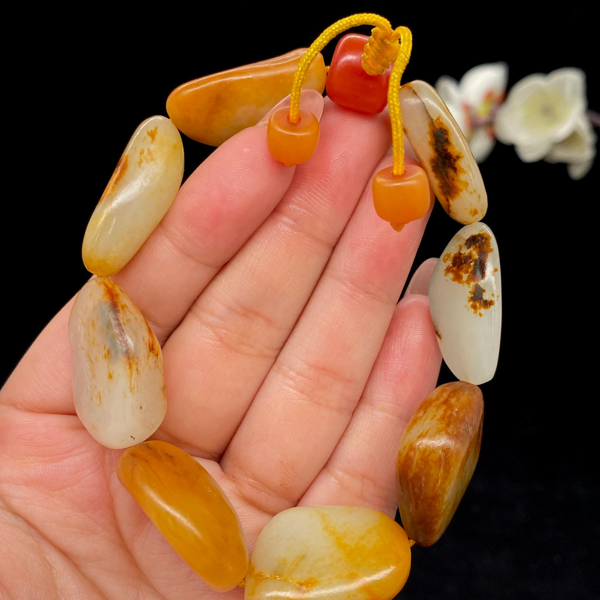 和田玉聚黄皮籽料【精品手串】（57.3g）