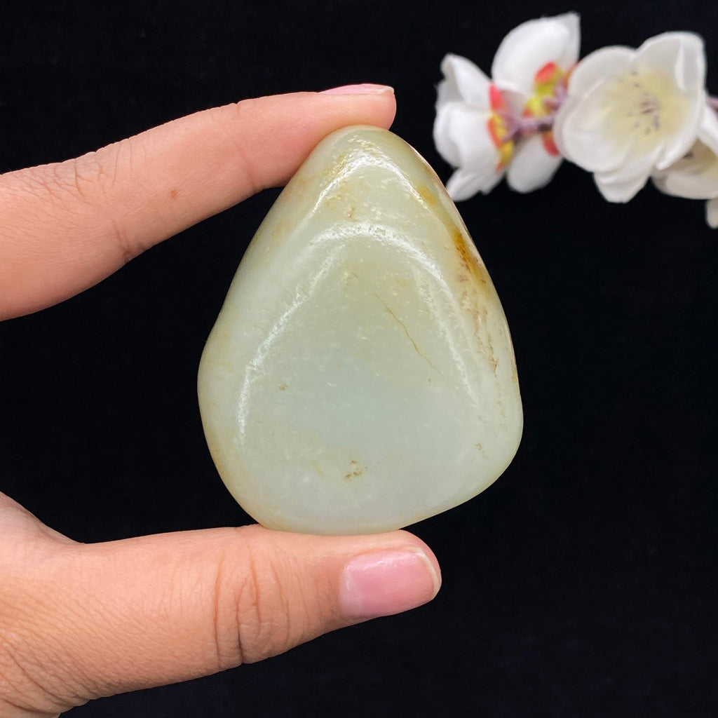 和田玉青白玉带黄皮籽料（101.4g）