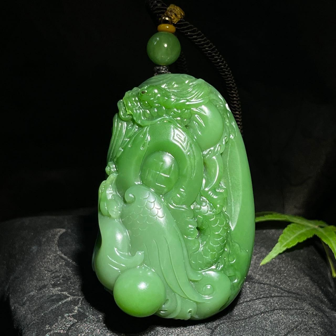 和田玉碧玉龙凤呈祥（143.0g）