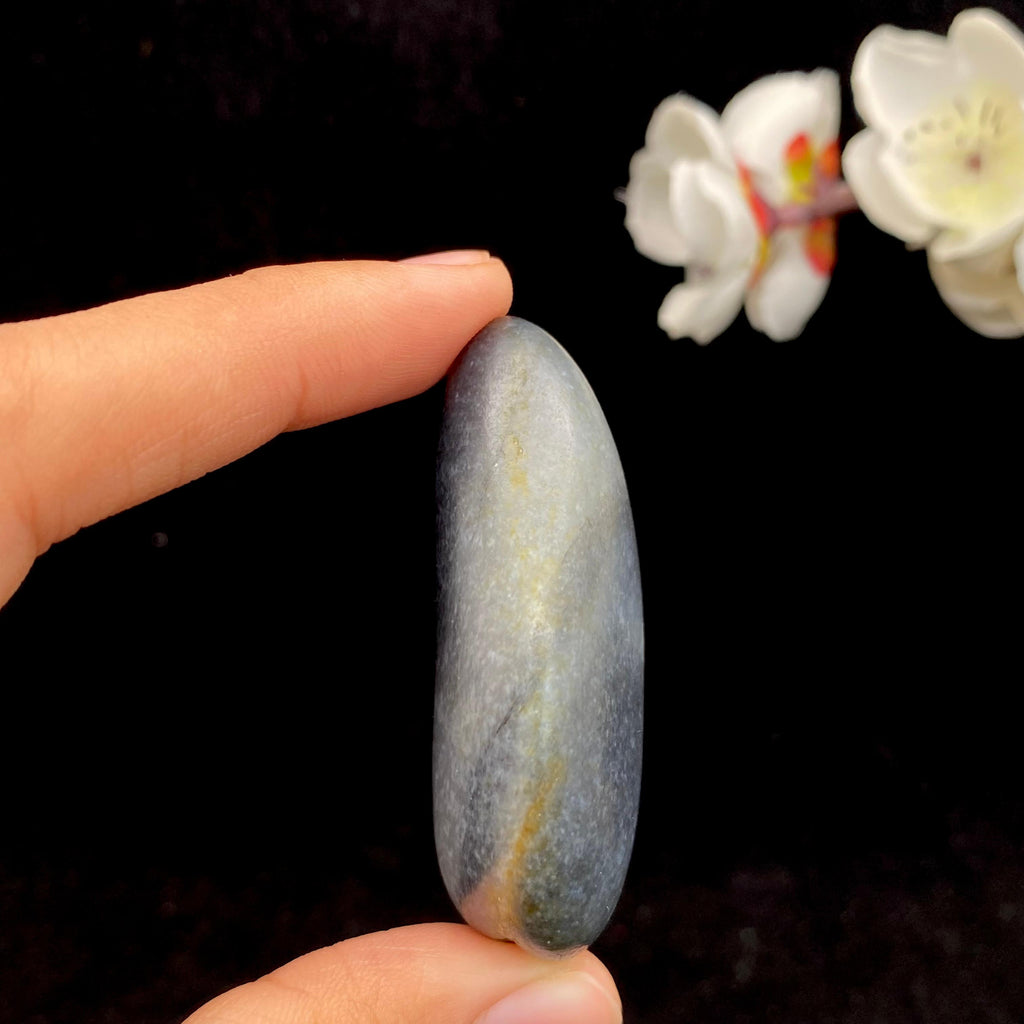 【超值推荐】和田玉青花籽料原石（48.6g）
