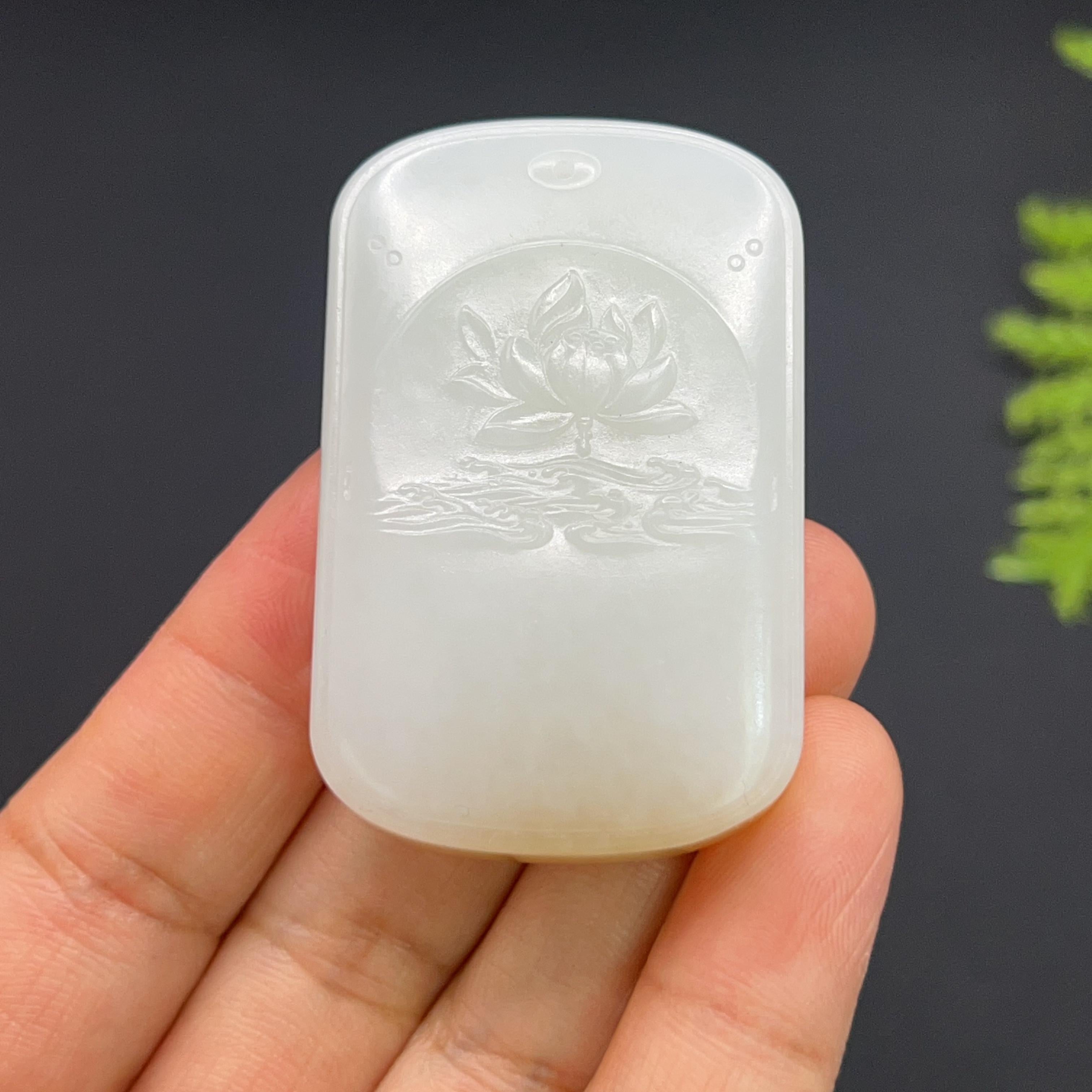 和田玉糖羊脂白玉弥勒佛玉牌（51.0g）