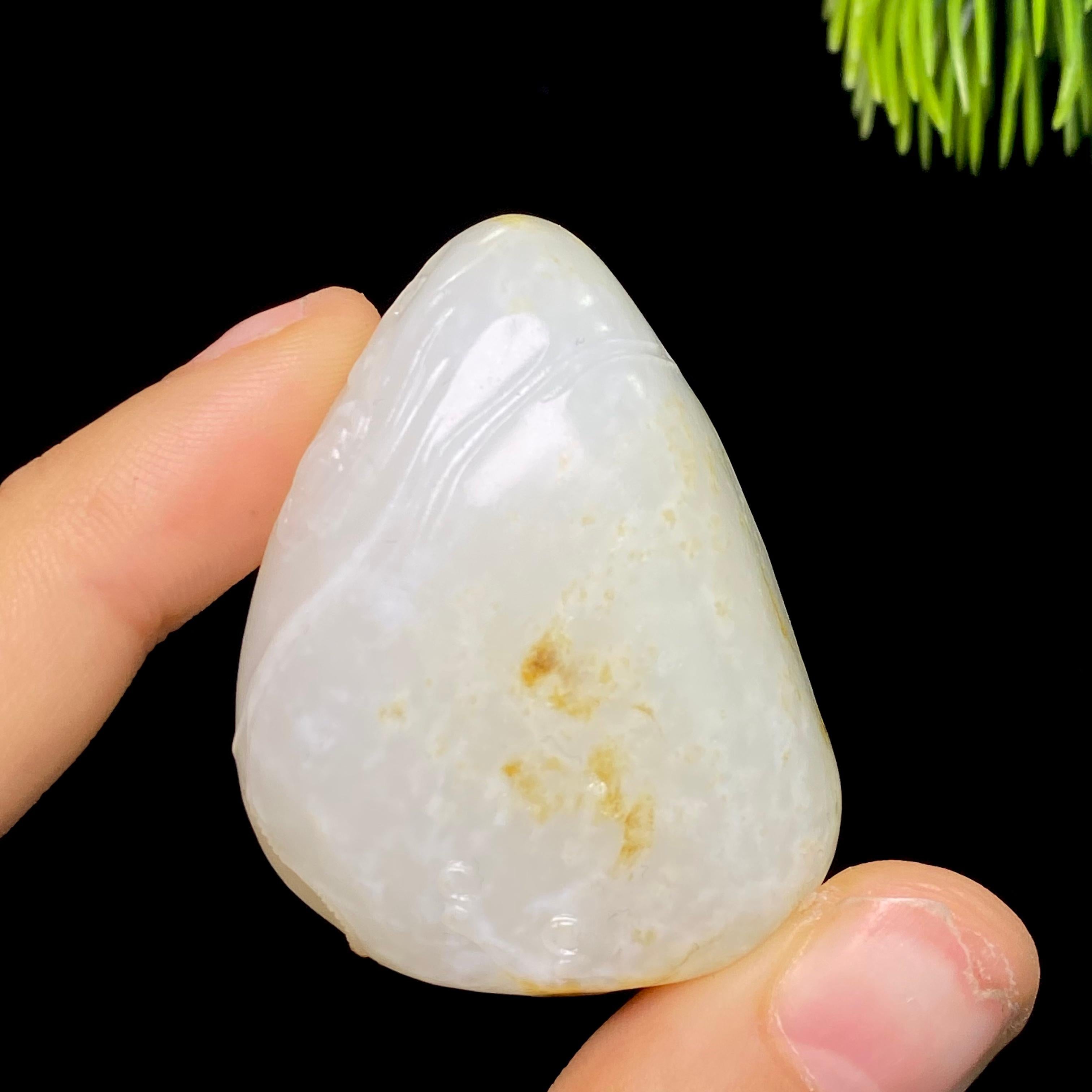 和田玉籽料佛公（38.0g）