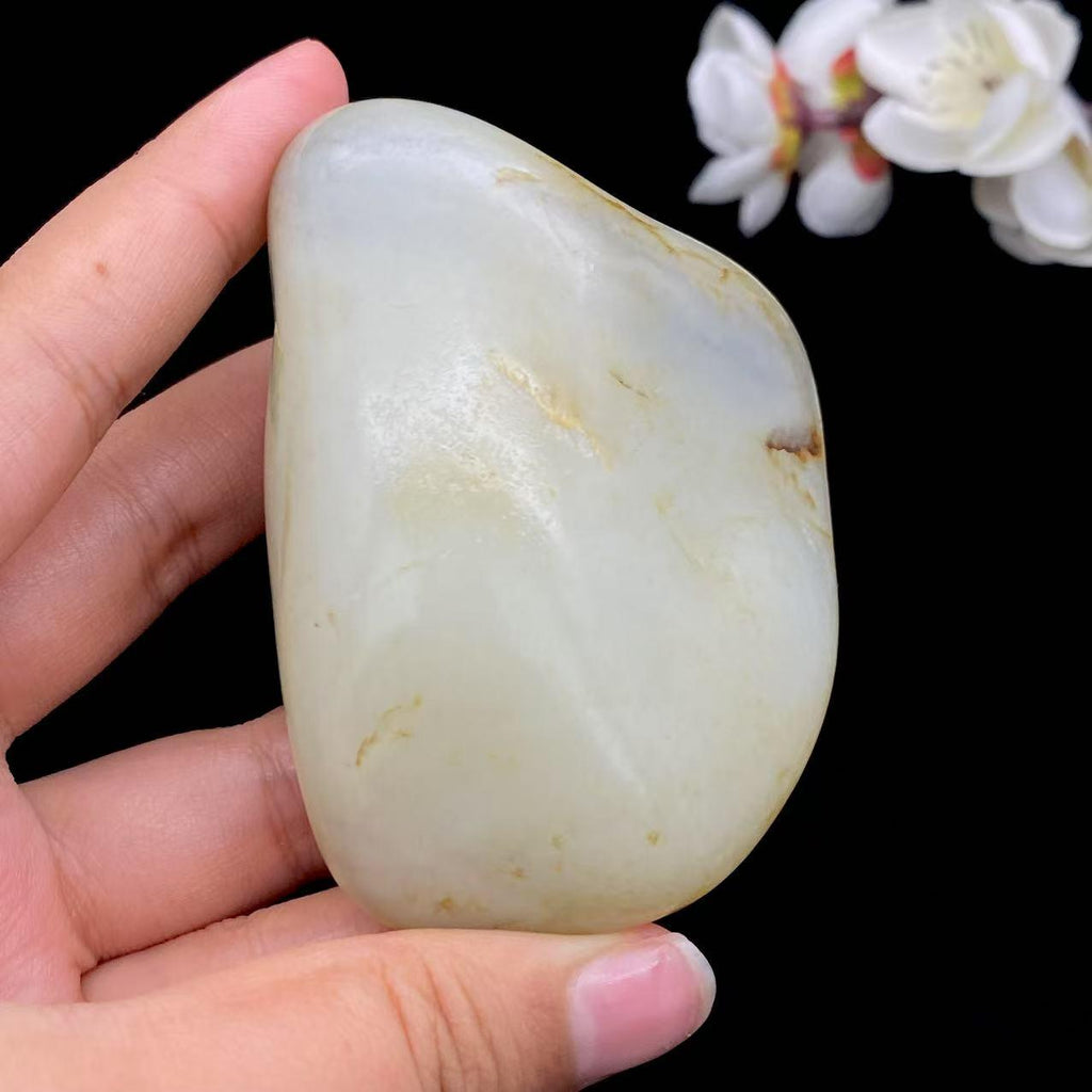 和田玉洒金皮青花底籽料手把件（230.3g）