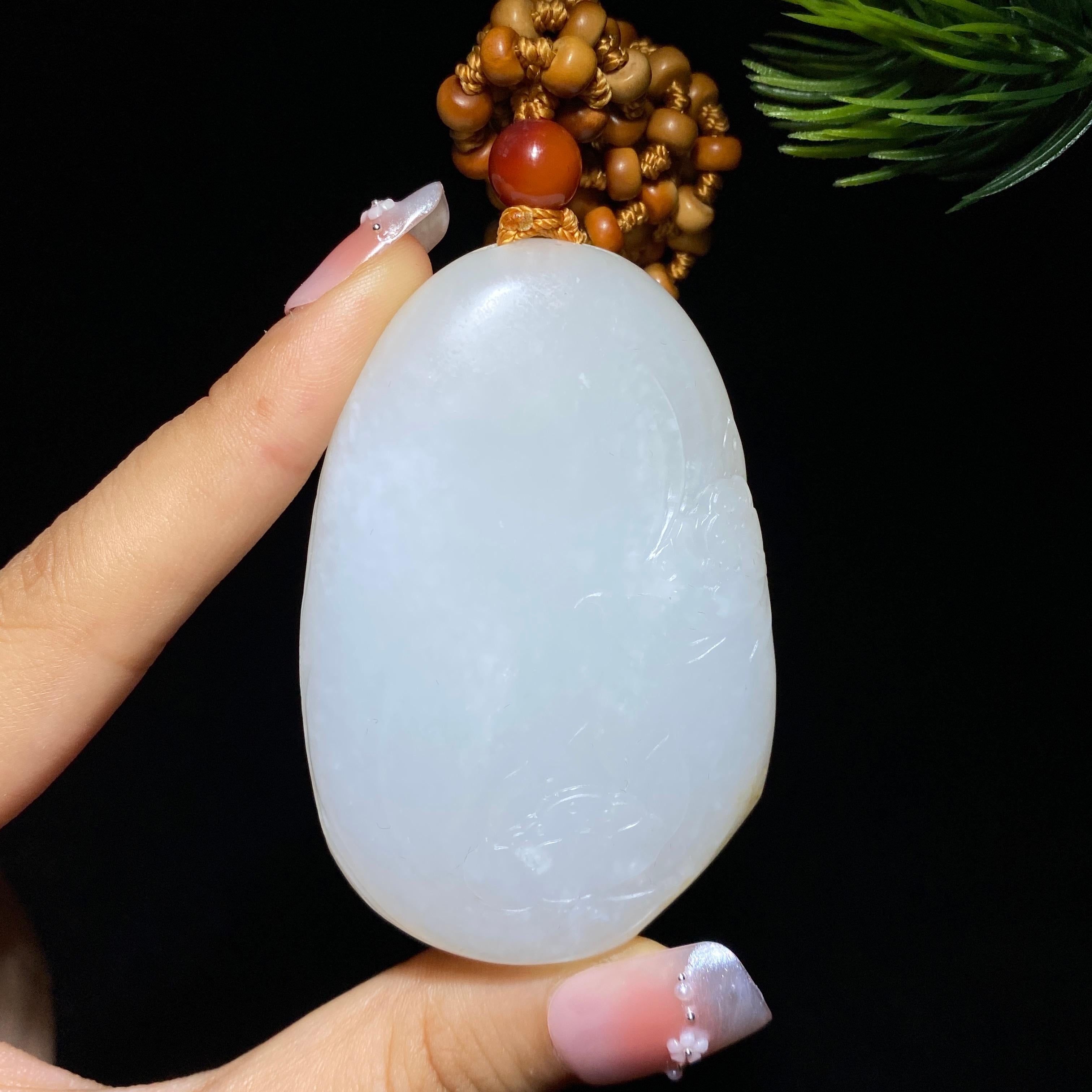和田玉籽料观音（92.8g）