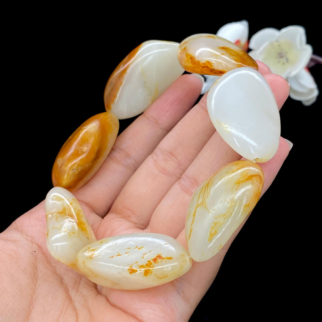 和田玉聚黄皮籽料【精品手串】（122.9g）