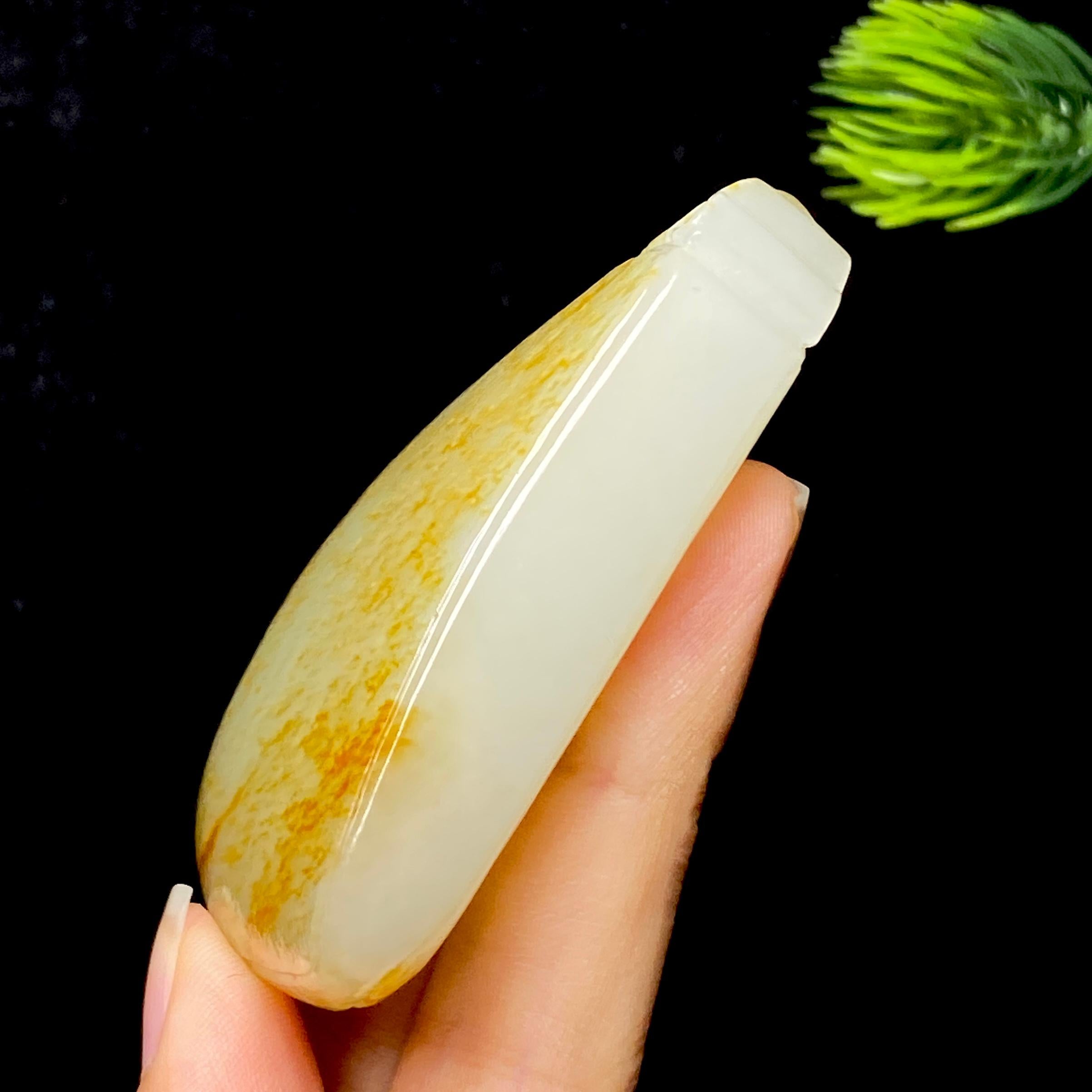 和田玉籽料无事牌（91.2g）