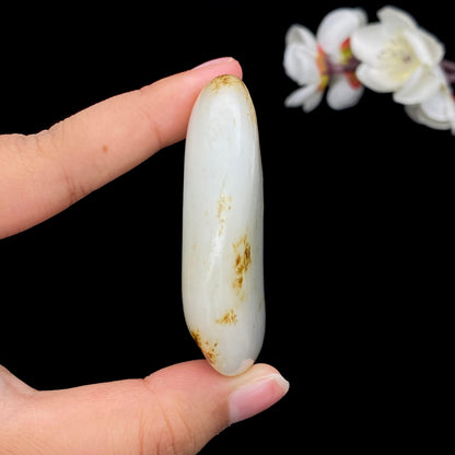 和田玉秋梨皮籽料原石（76g）