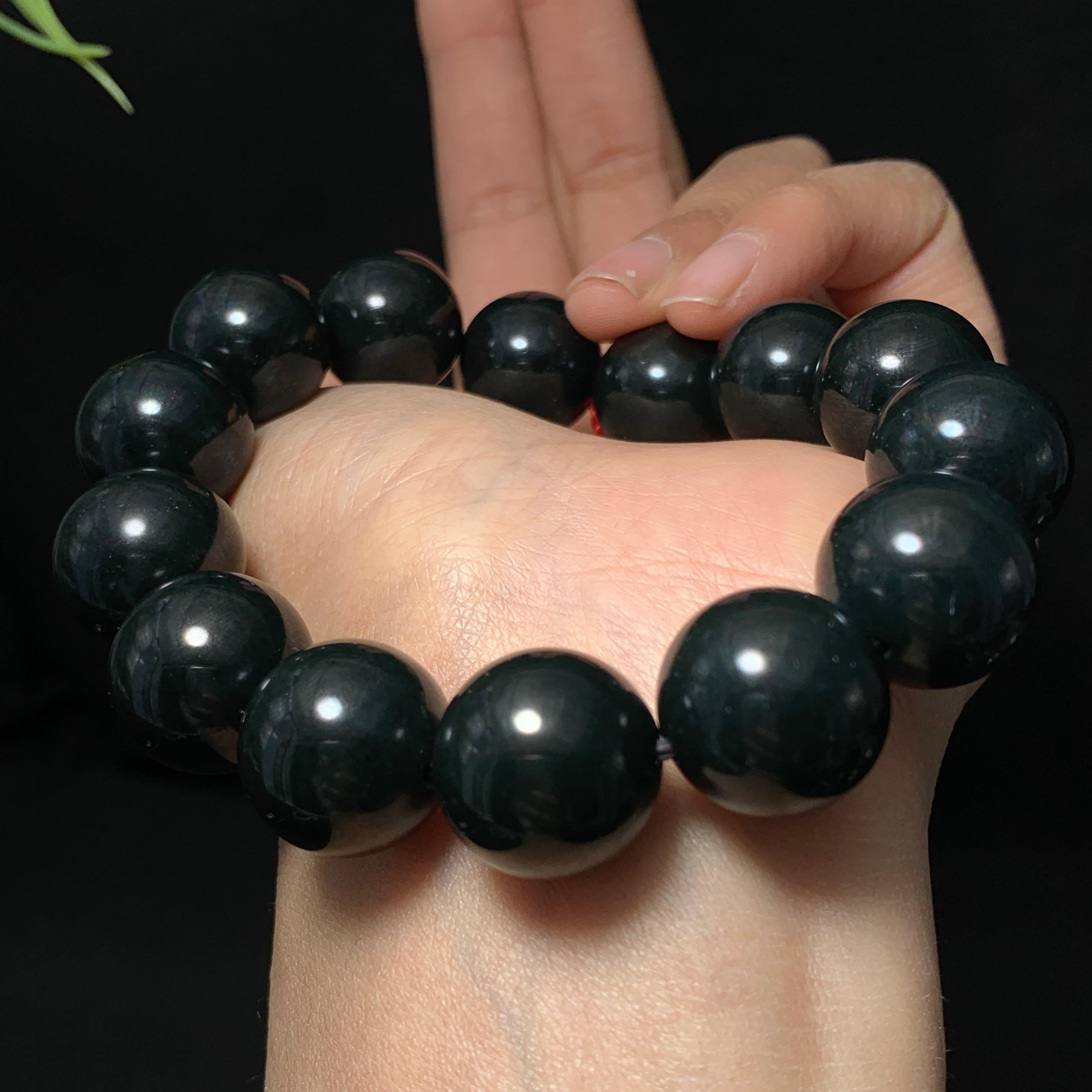 高品质和田籽料黑青圆珠大手串（90.8g）