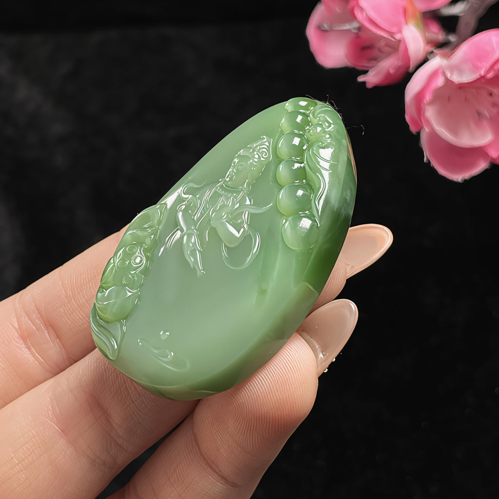 和田玉碧玉粉青猫眼观音挂件（33.7g）