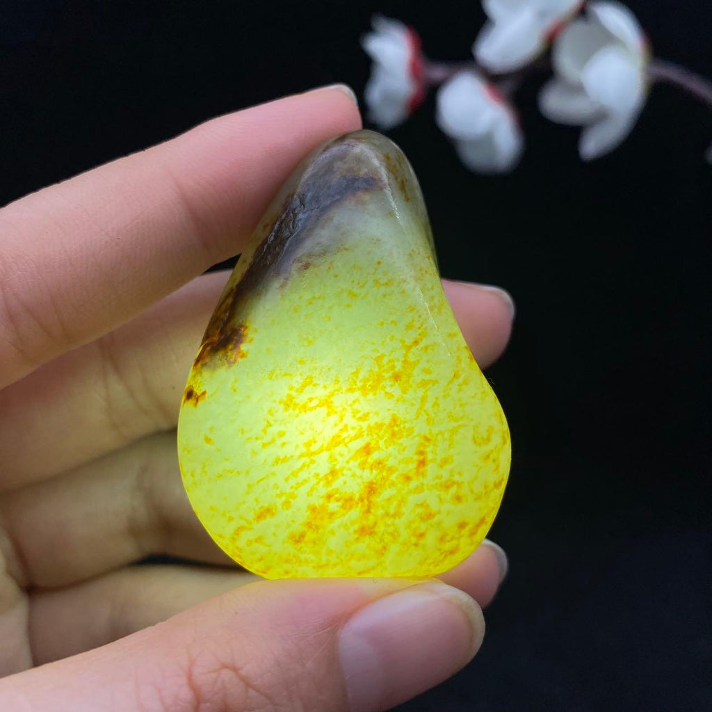 和田玉洒金皮青花底籽料（33g）