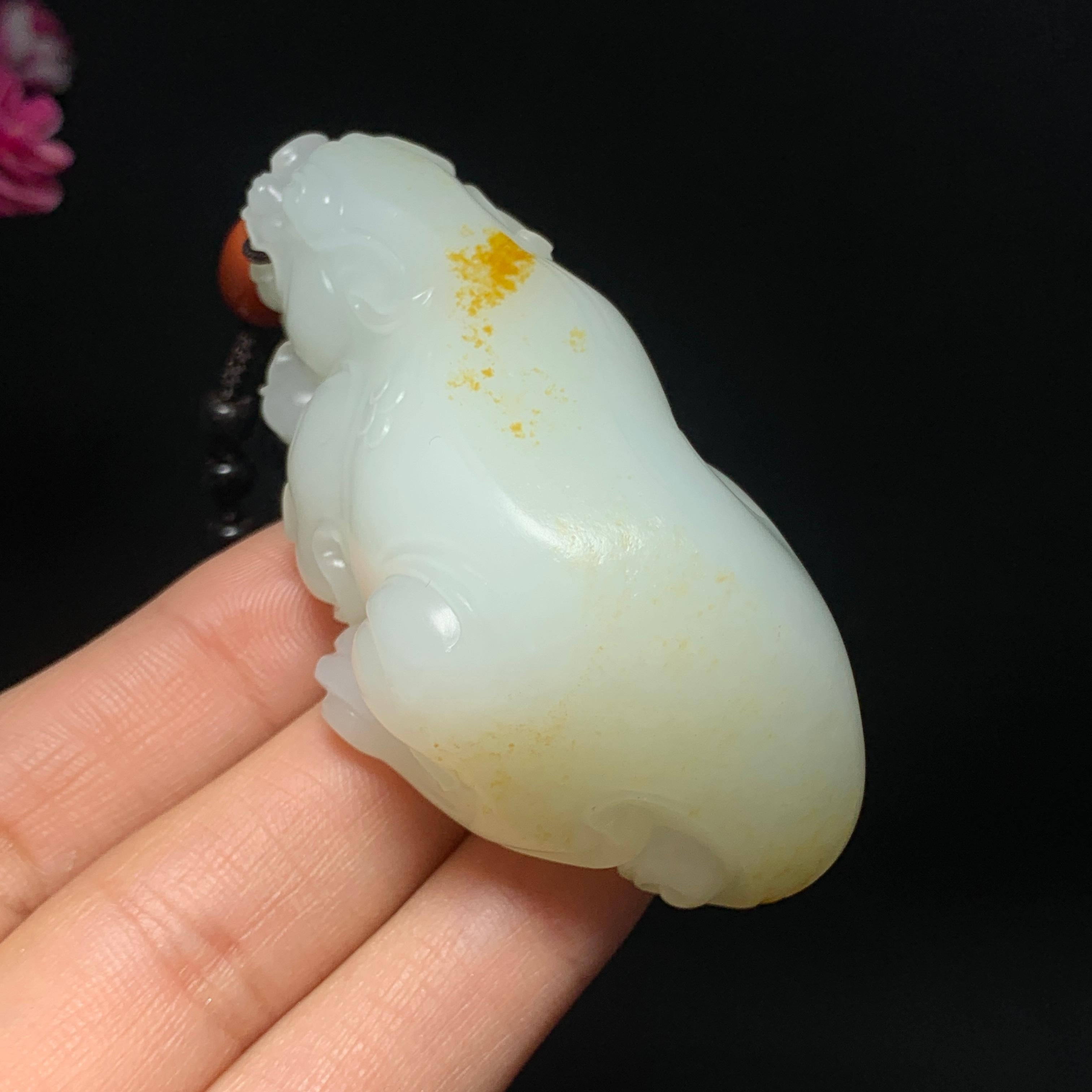 收藏级和田玉籽料独籽貔貅手把件（86.1g）