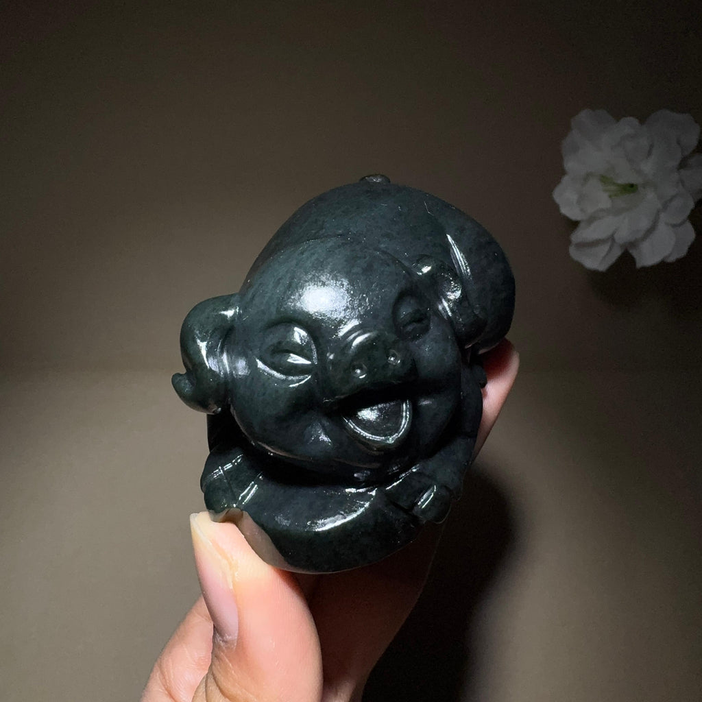 和田黑青手把件猪（210.7g）