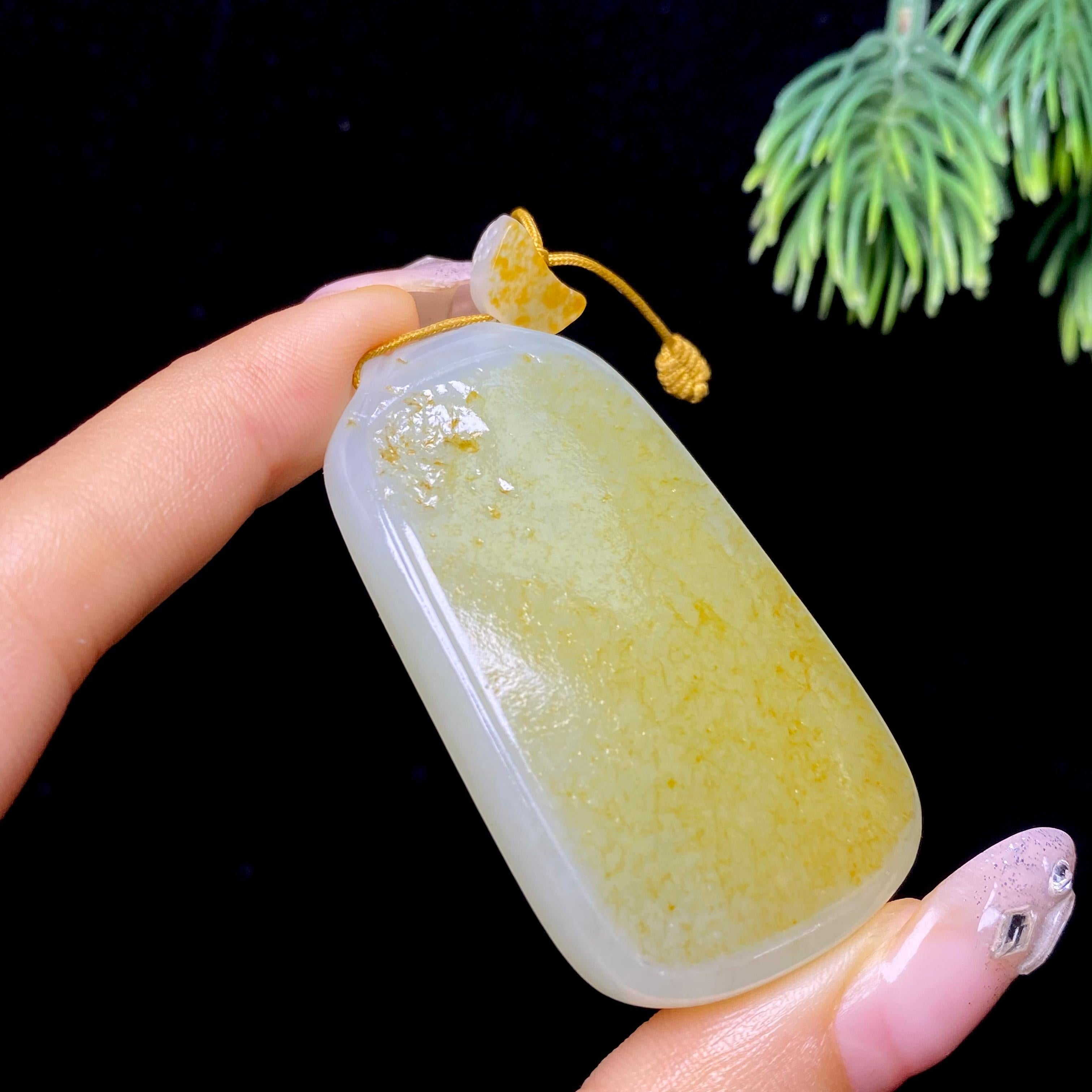 和田玉籽料无事牌（41.6g）