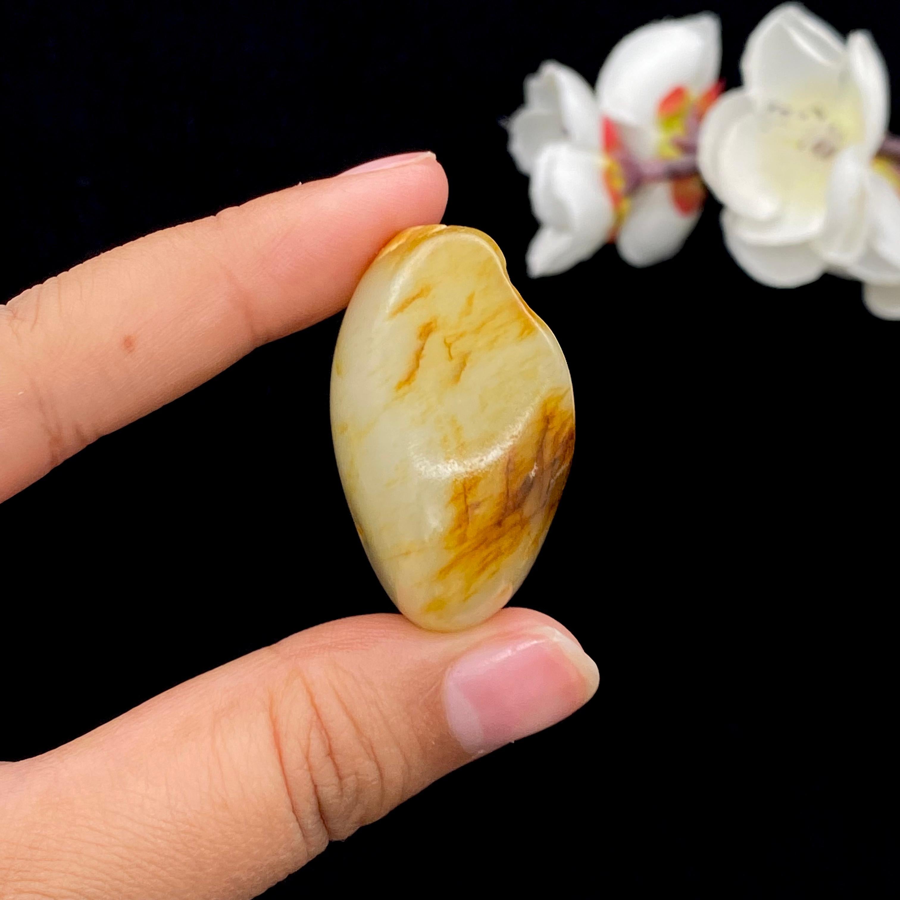 和田玉洒金皮籽料挂件（41.1g）