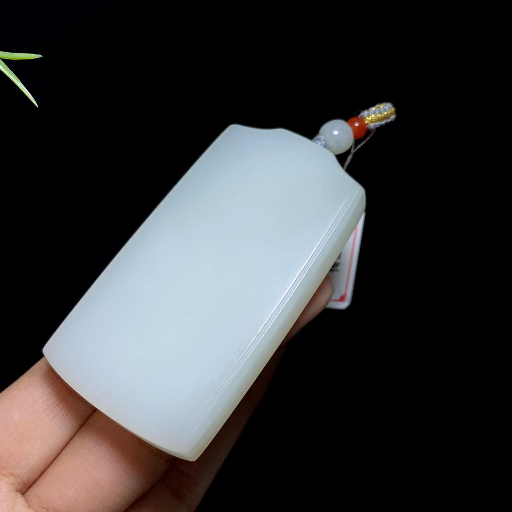 和田山料羊脂白玉无事牌（62.7g）