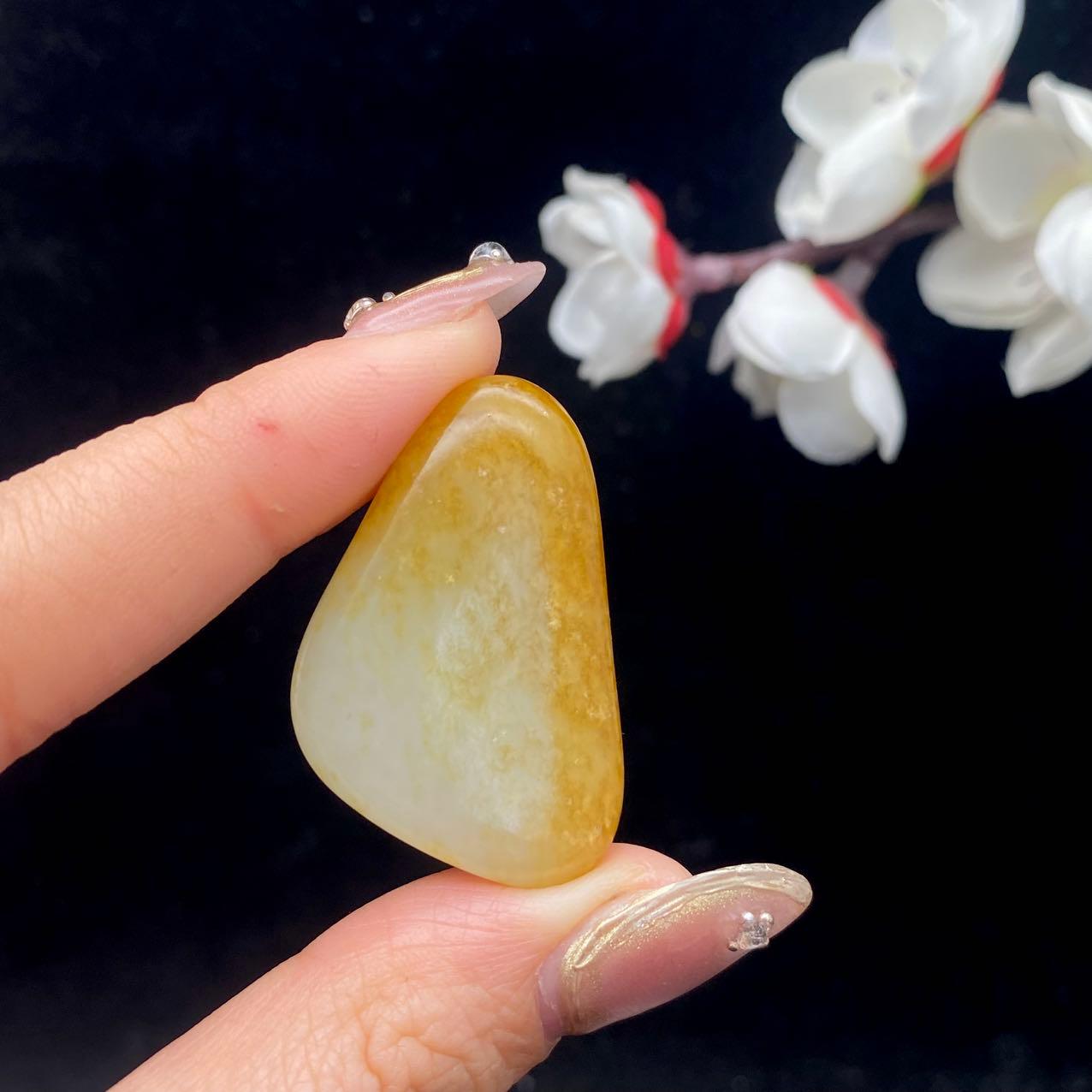 和田玉聚黄皮籽料原石（14.9g）