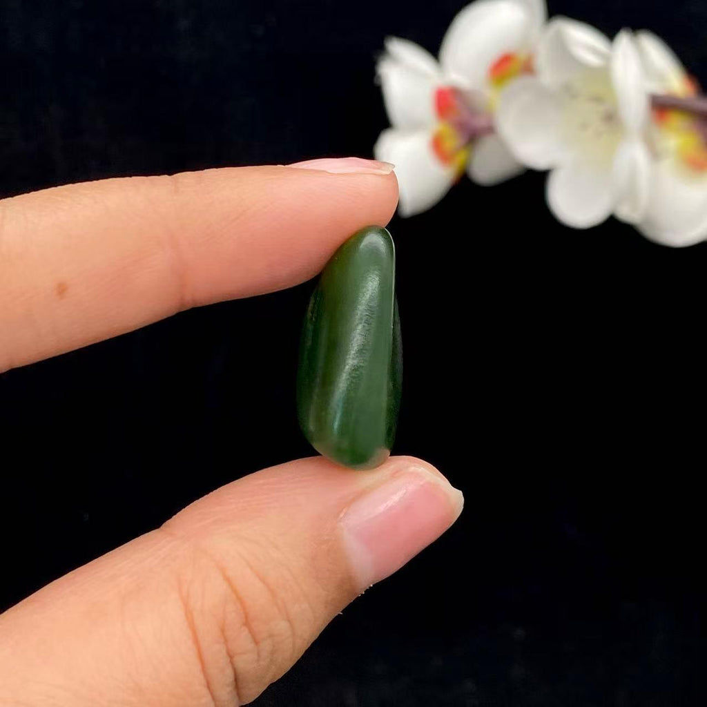 和田玉碧玉籽料（7.9g）