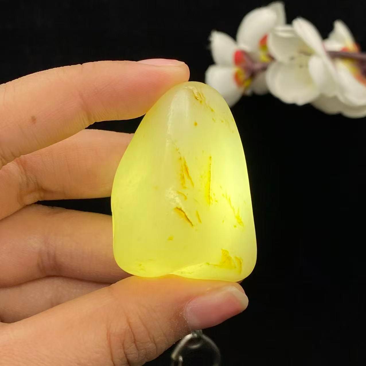 和田玉洒金皮籽料挂件（49.3g）
