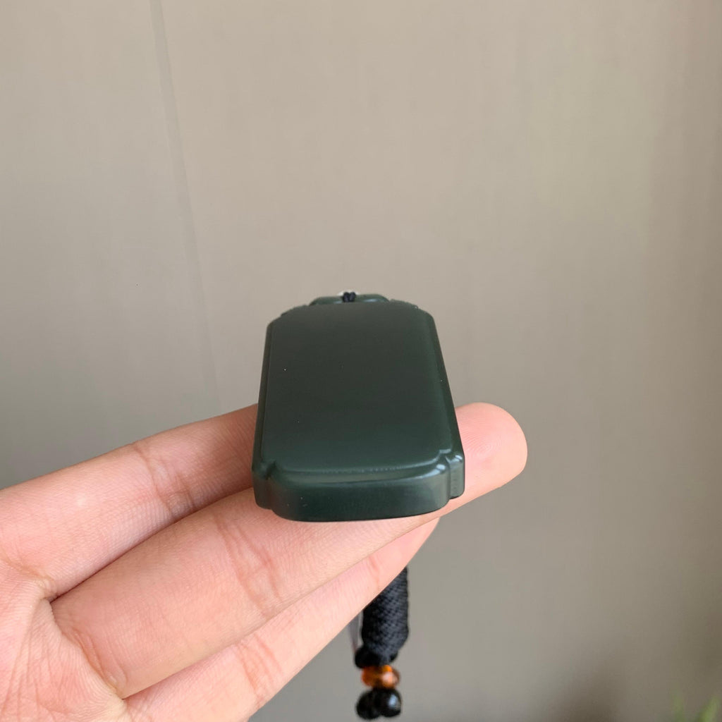 和田玉塔青一细平安无事牌（38.3g）