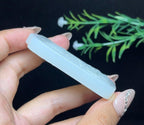 和田玉羊脂白玉带翠持莲观音（48.5g）