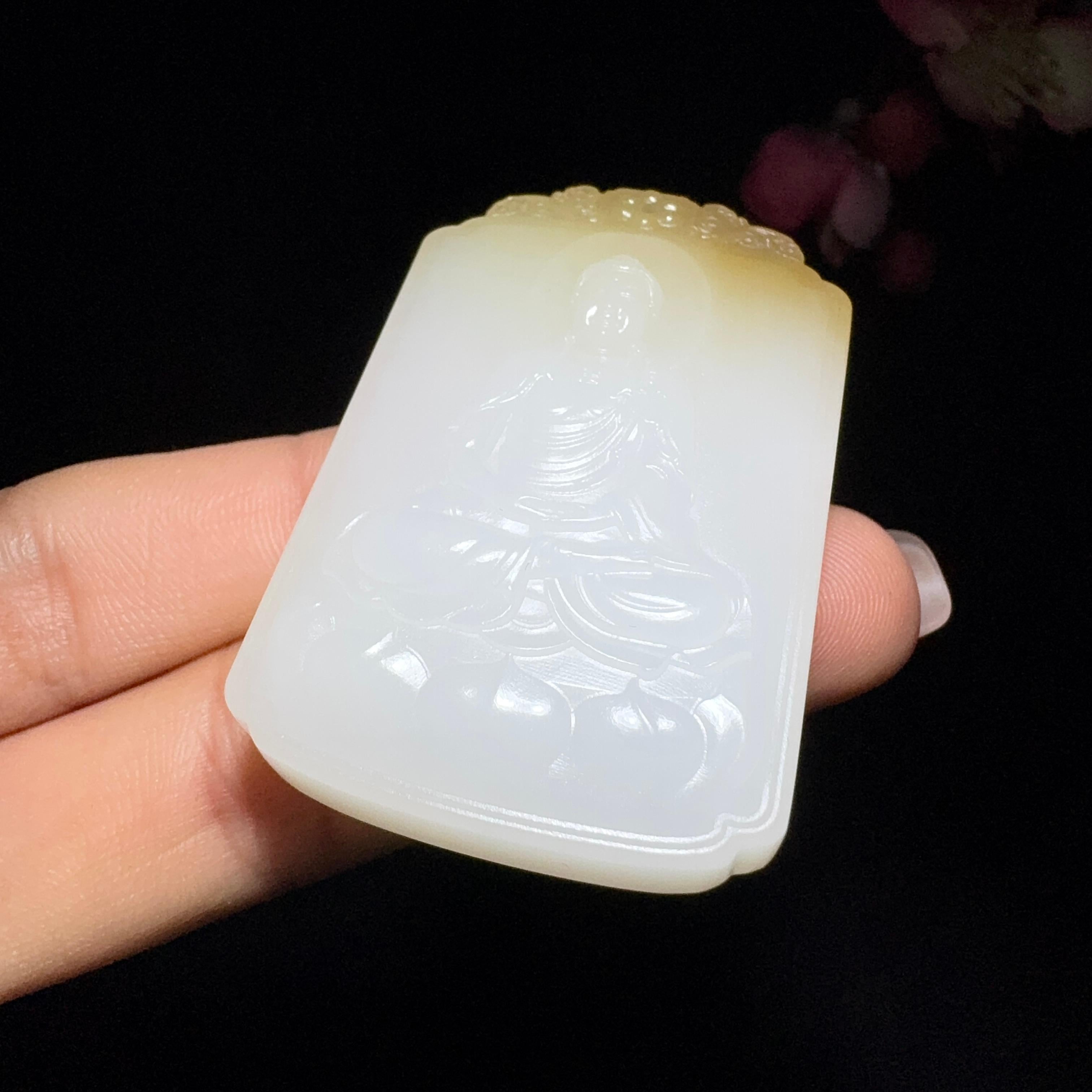 和田玉糖白大日如来挂件（43.4g）