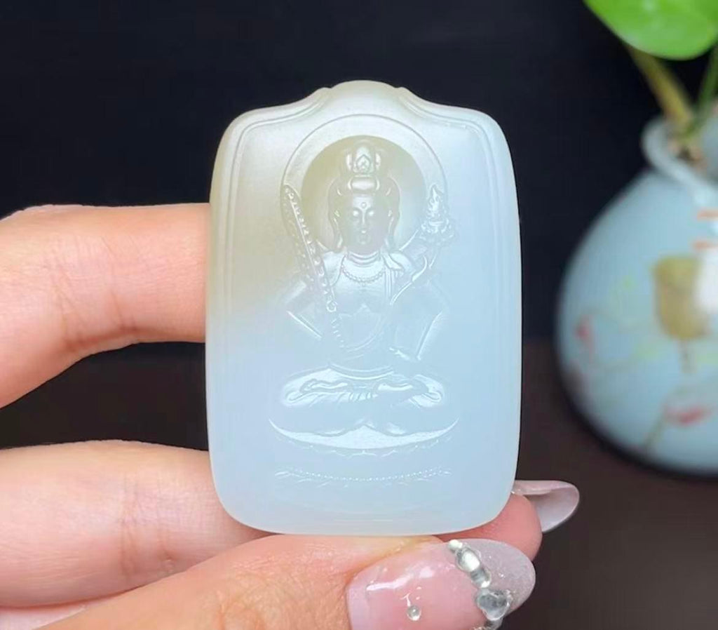 新疆和田玉且末糖羊脂玉虚空藏菩萨（44.8g）