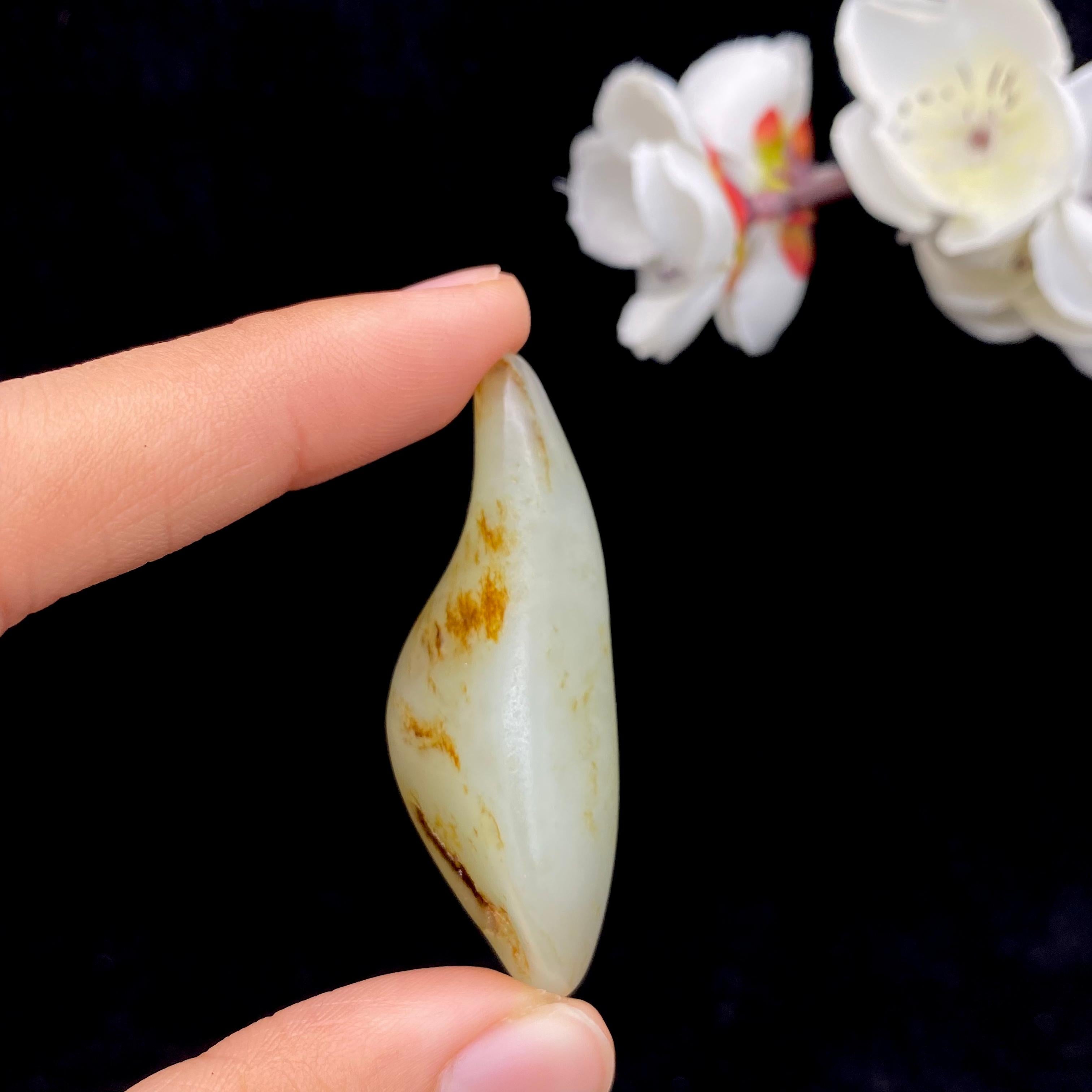 【超值推荐】和田洒金皮籽料原石（19.4g）