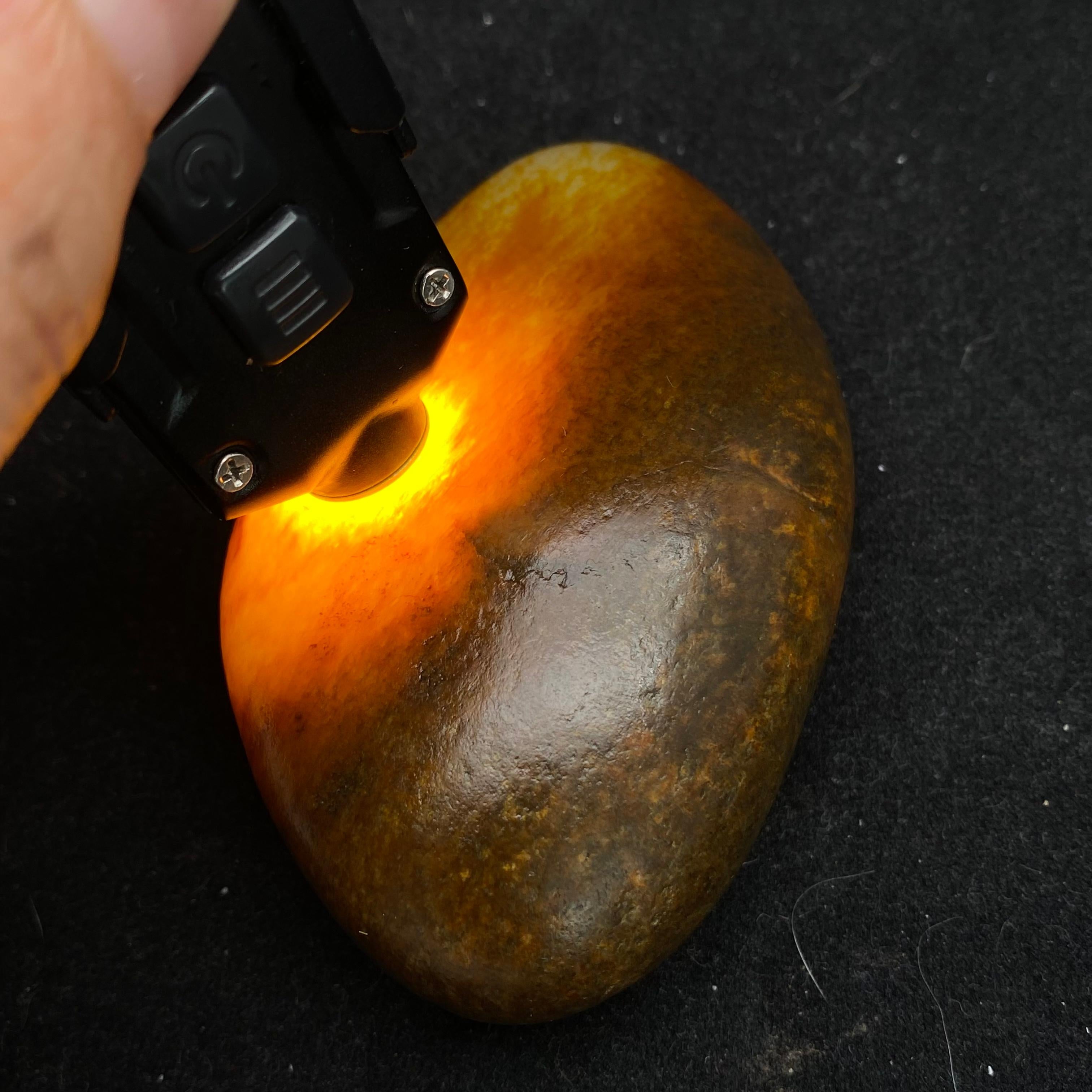 和田玉红沁皮籽料（142.6g）