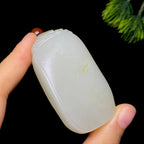 和田玉籽料无事牌（66.4g）