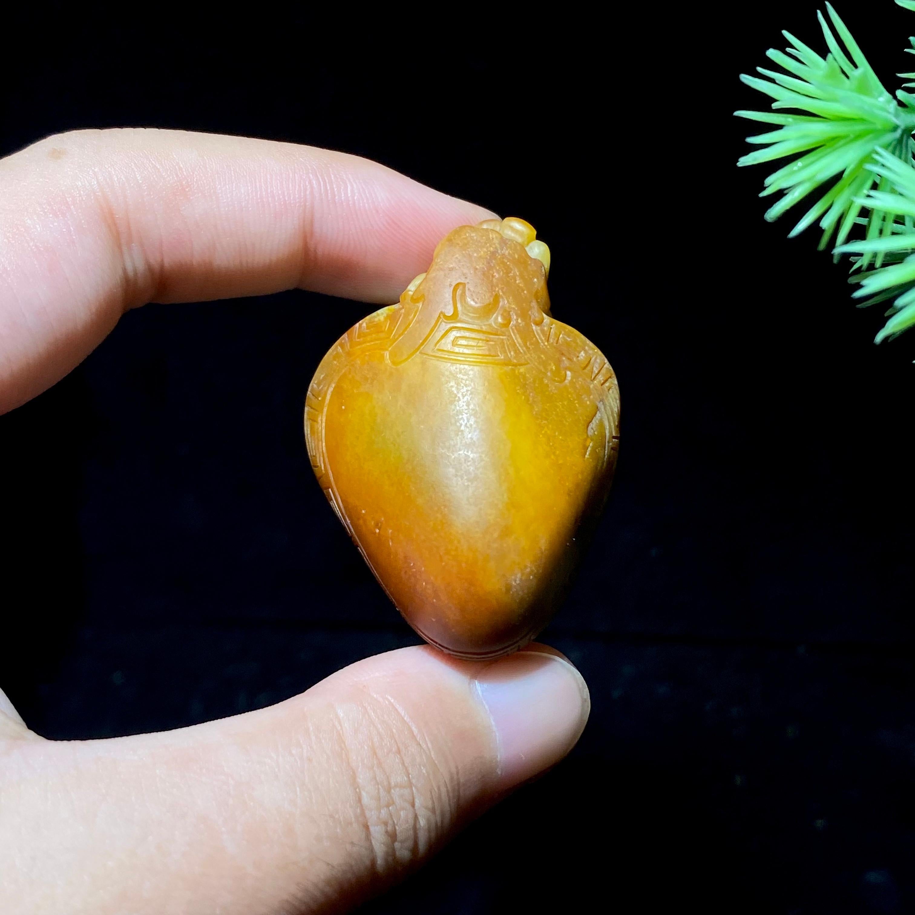 和田玉籽料龙龟（31.5g）