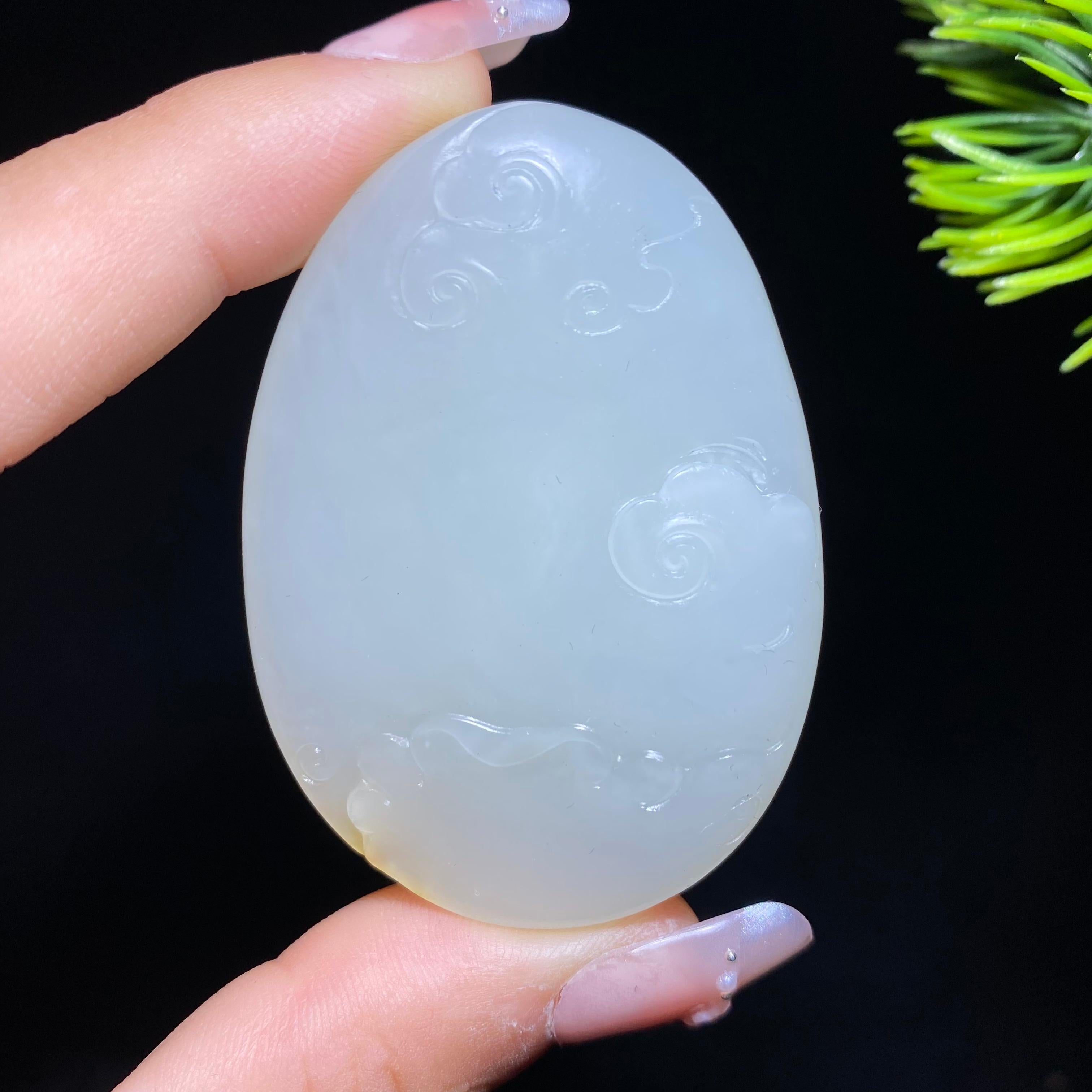 和田玉籽料观音（46.8g）