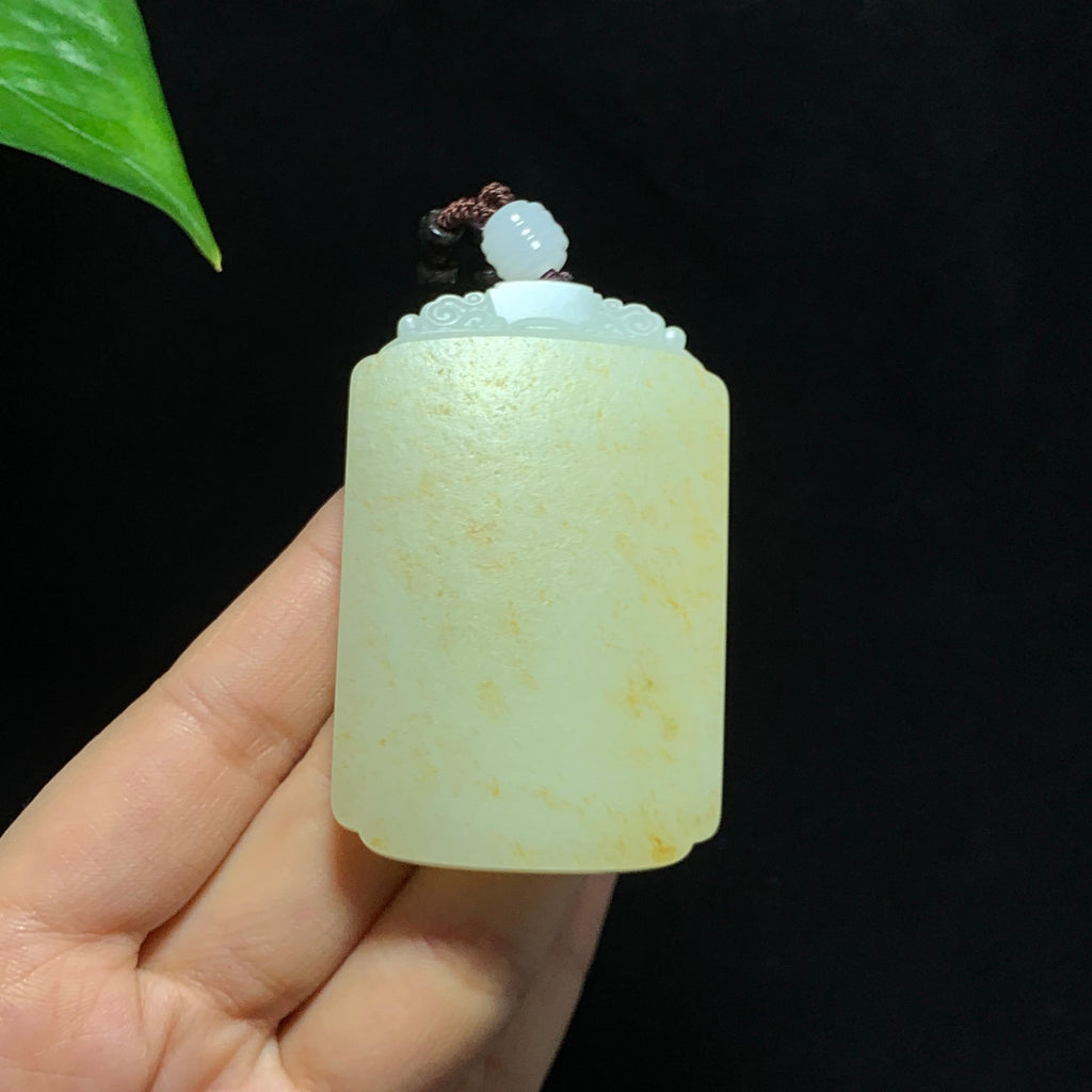 和田玉洒金皮籽料无事牌（69.0g）