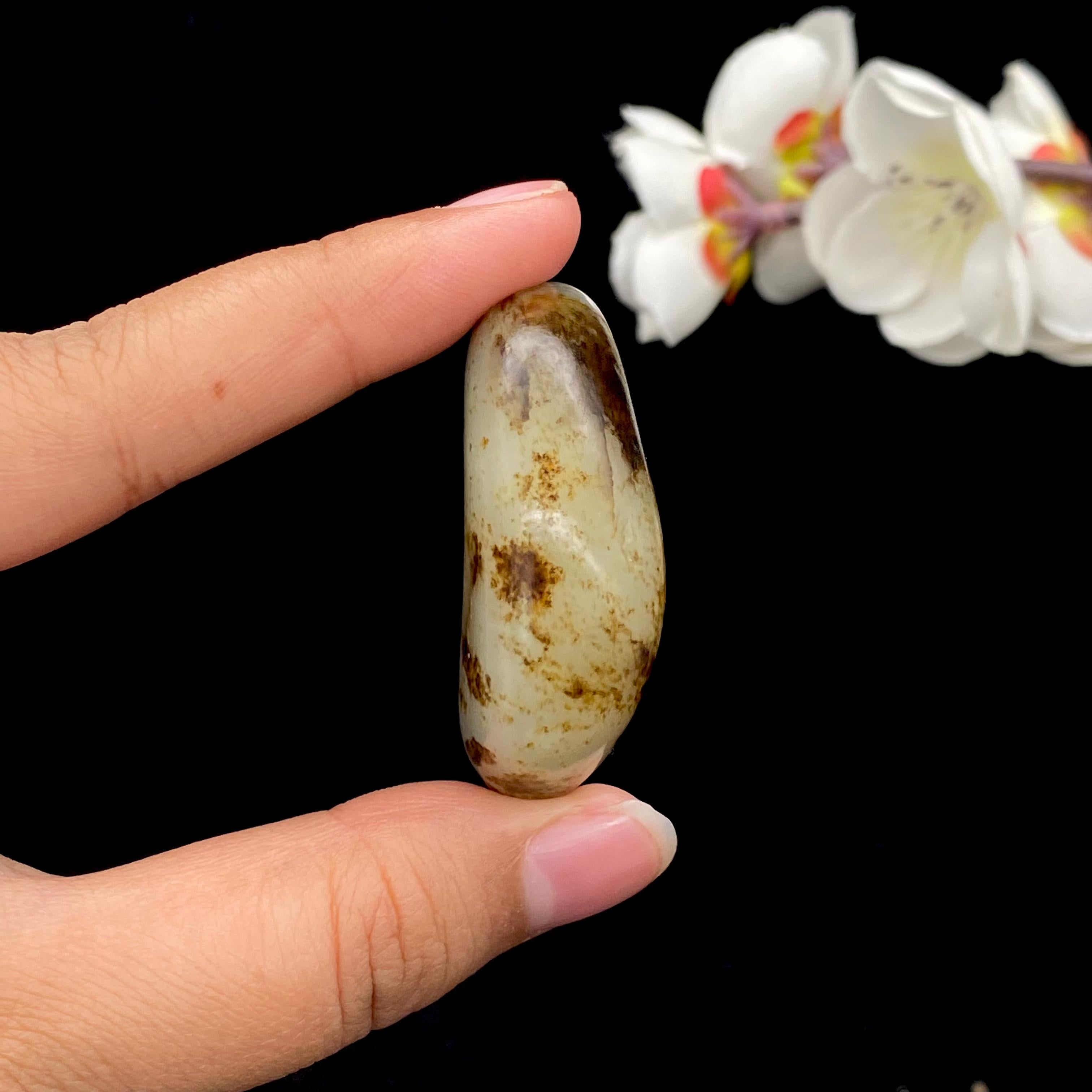 【超值推荐】和田玉秋梨皮籽料挂件（41.7g）