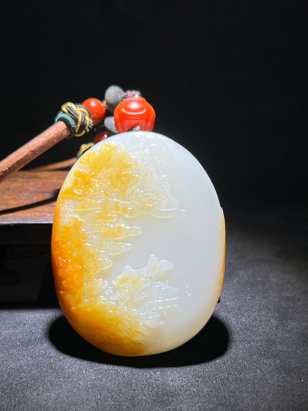 和田玉籽料山水牌（113.2g）