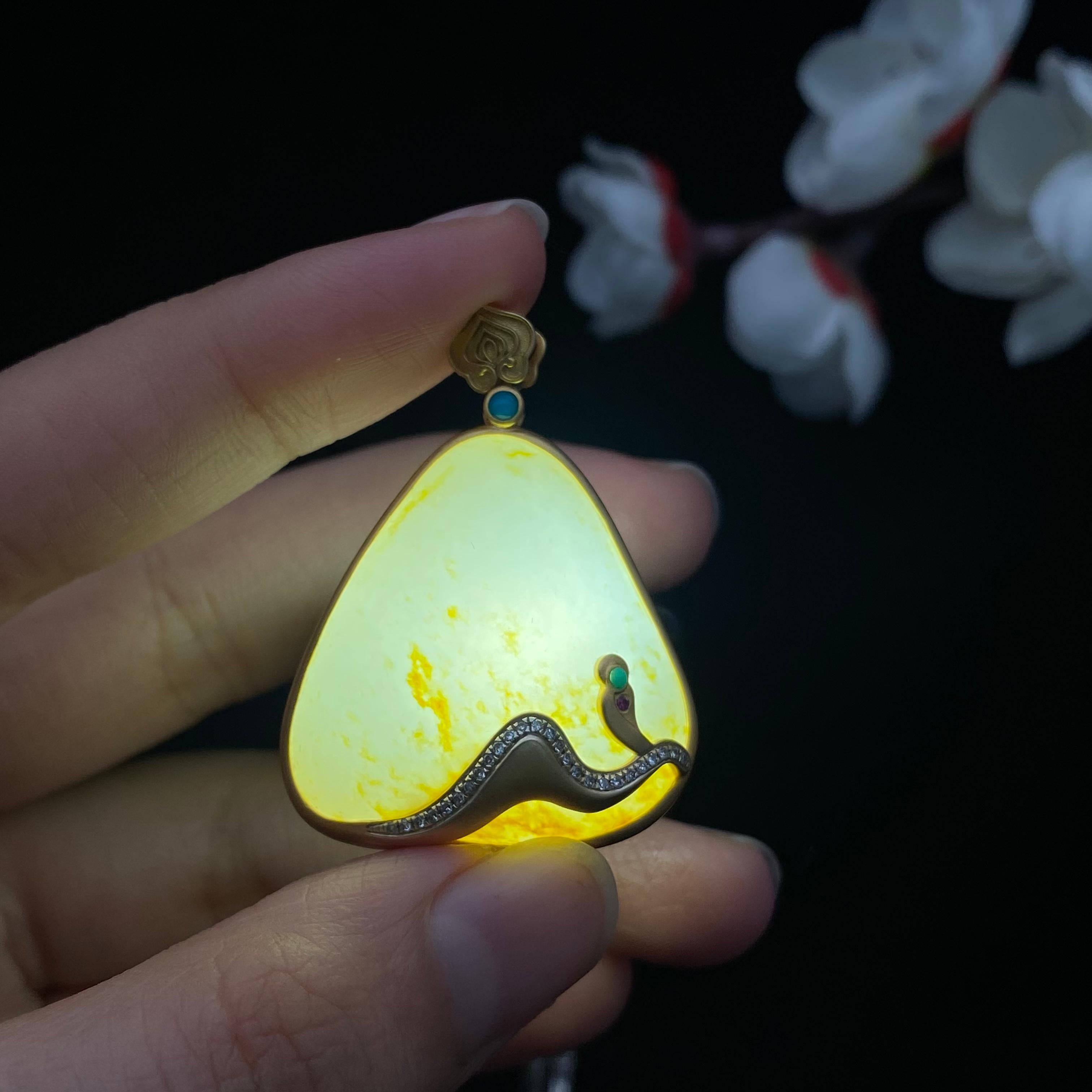 和田玉洒金皮籽料包金挂件（18g）